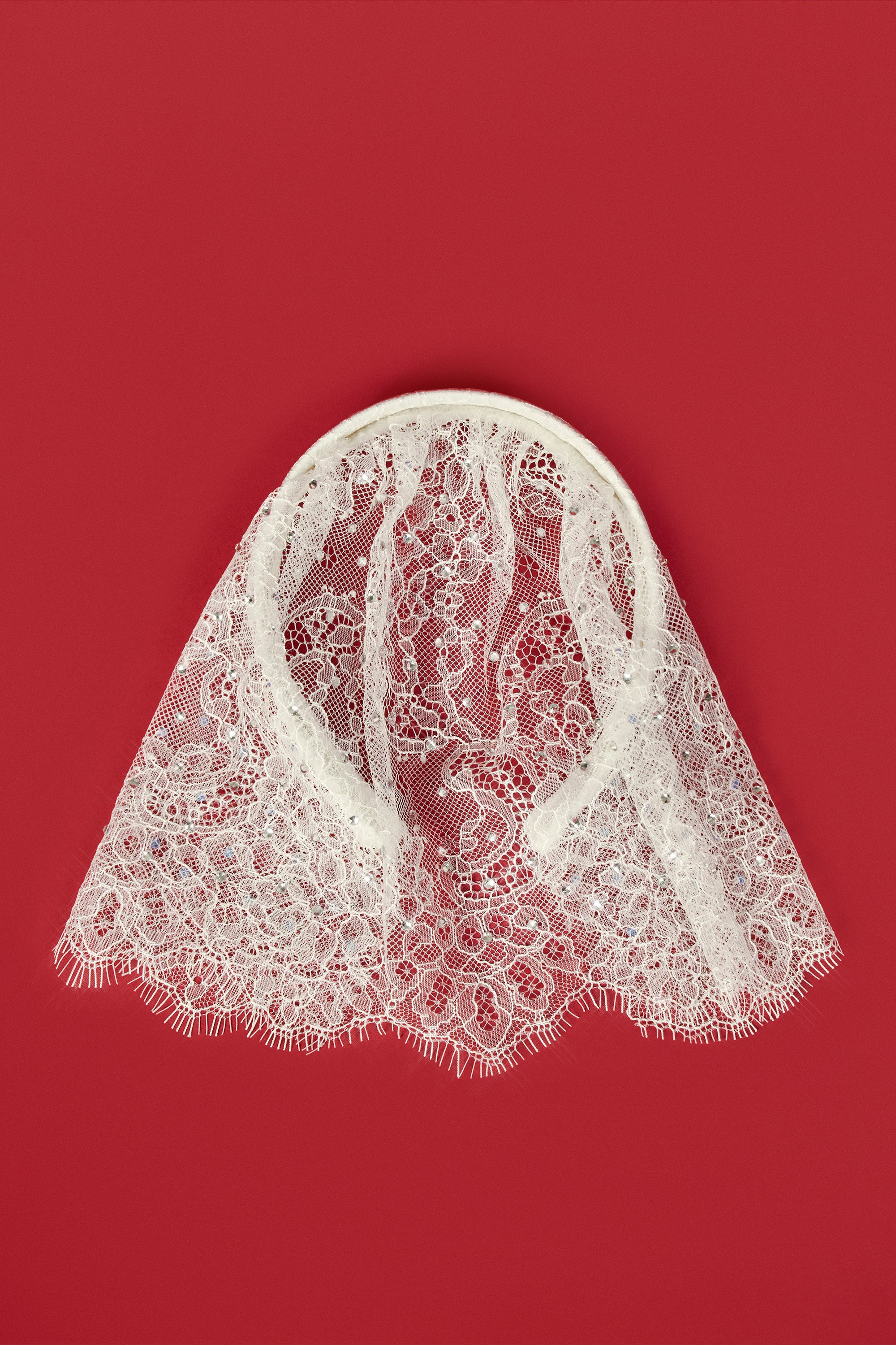 Clara Lace Veil Headband in White