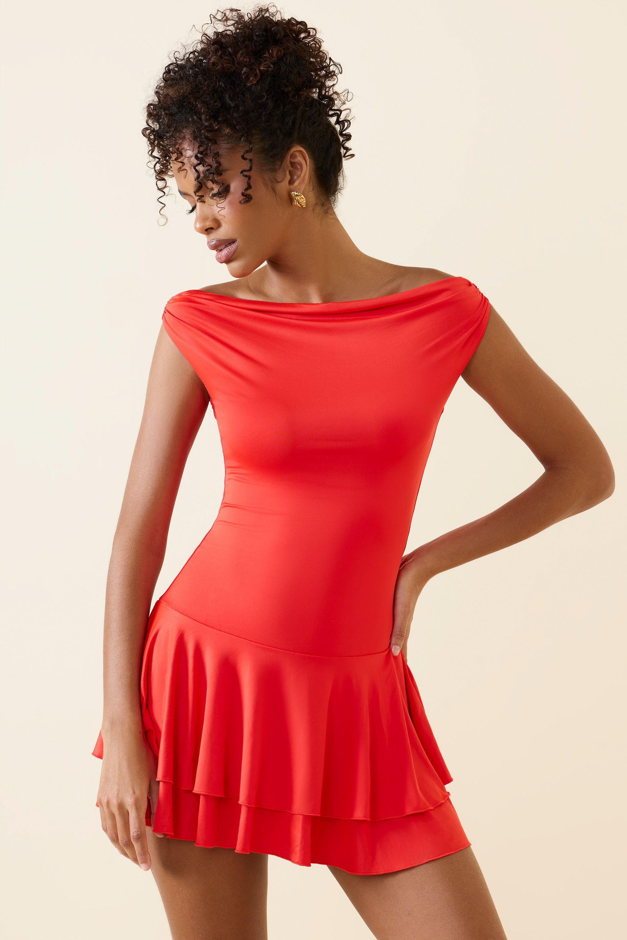 Bellona Off-Shoulder Ruffled Mini Dress in Scarlet