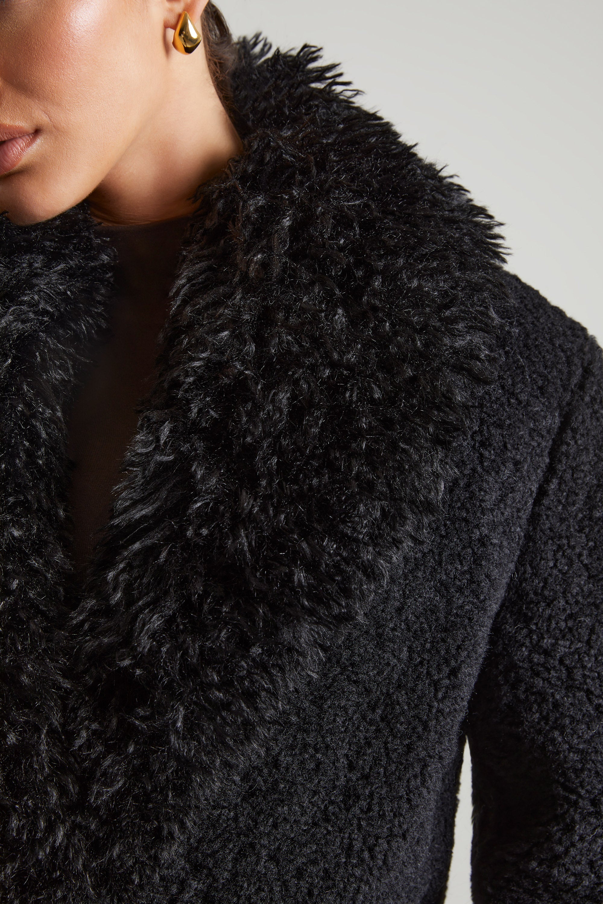 Wynter Shearling Coat with Large Front Pockets in Black - Image 4