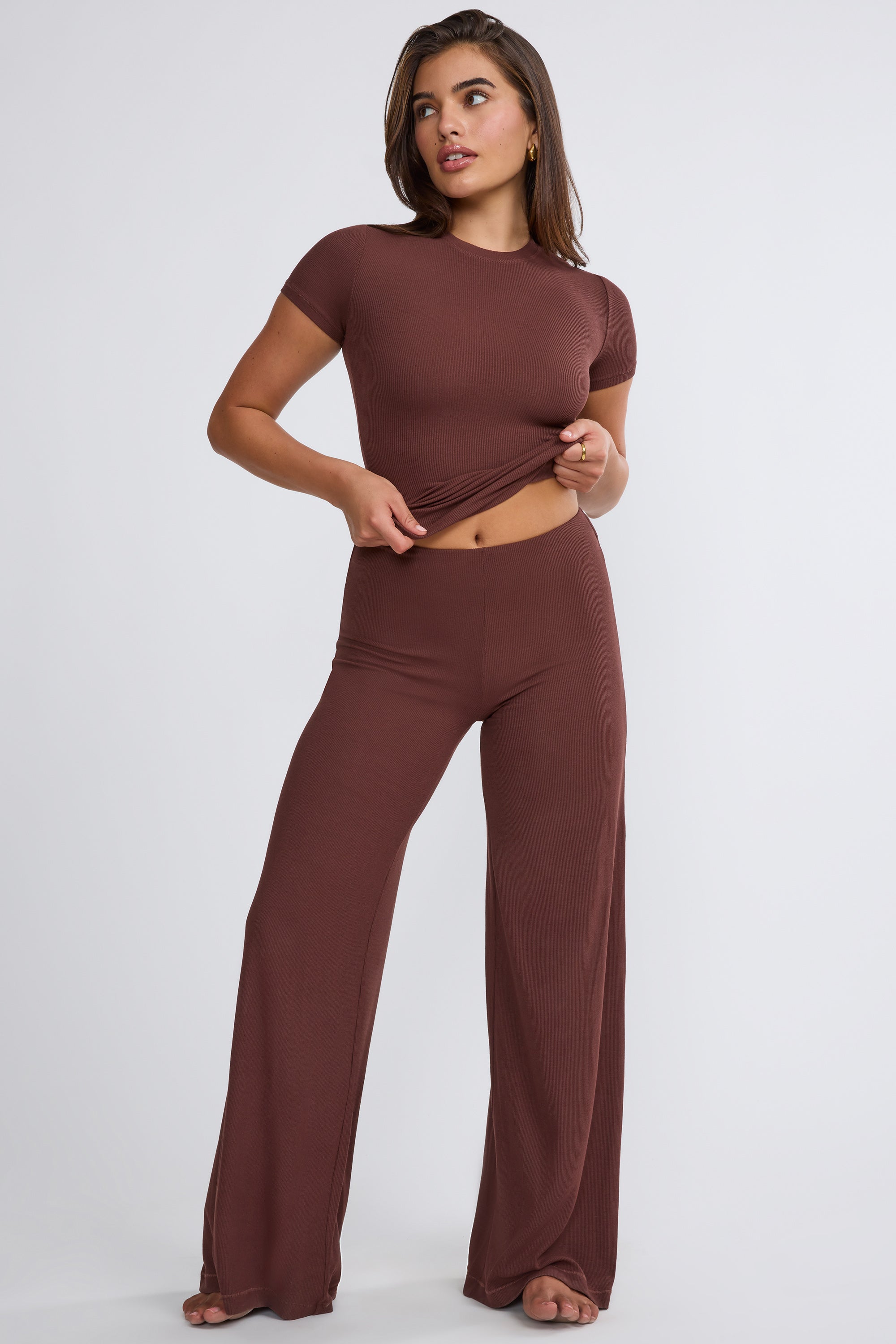 Nour Petite Mid Rise Wide Leg Trousers in Chocolate - Image 6