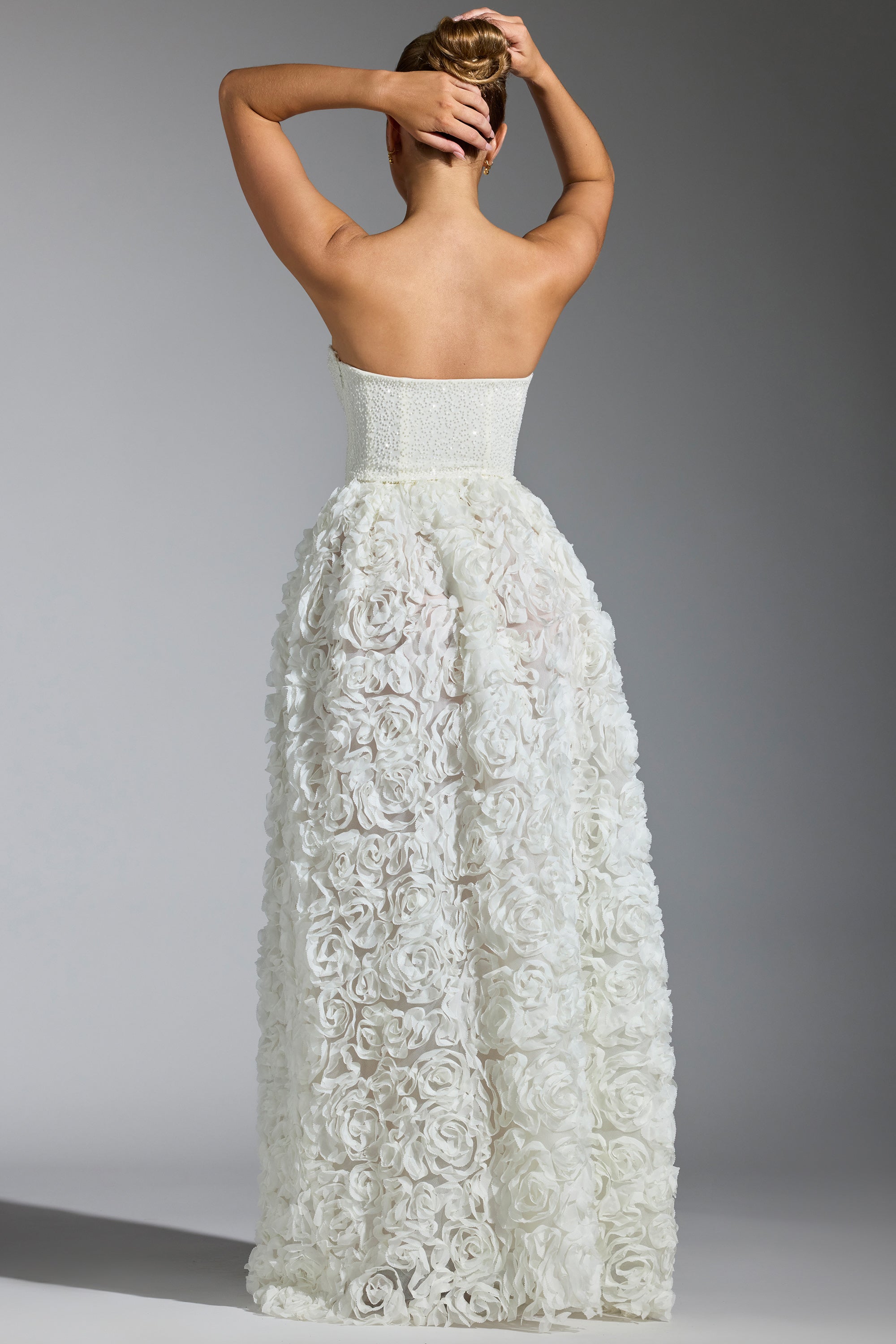 Camellia Embellished Floral-Appliqu?? Corset Gown in White - Image 2