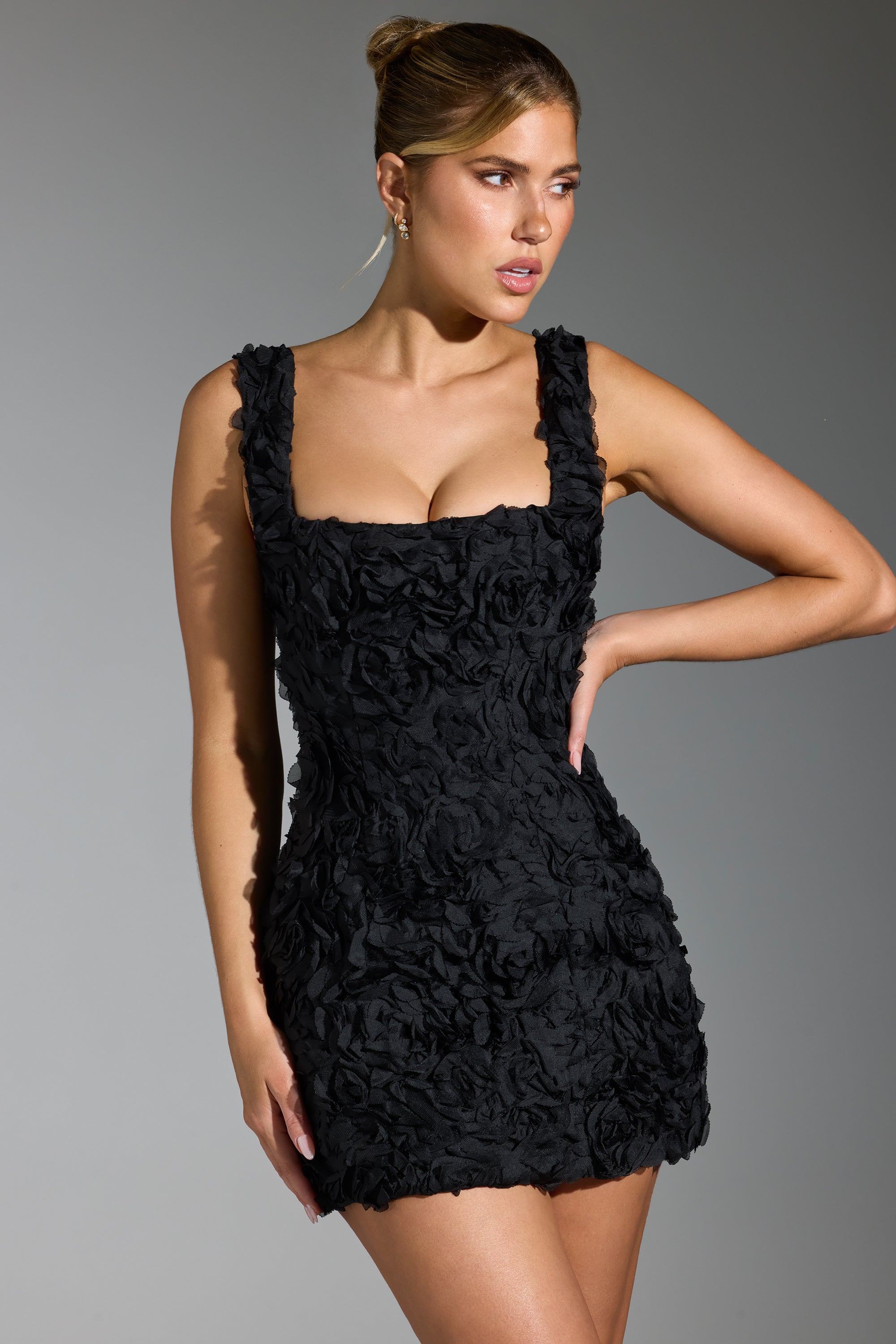 Posy Floral-Appliqu?? Corset Mini Dress in Black - Image 8