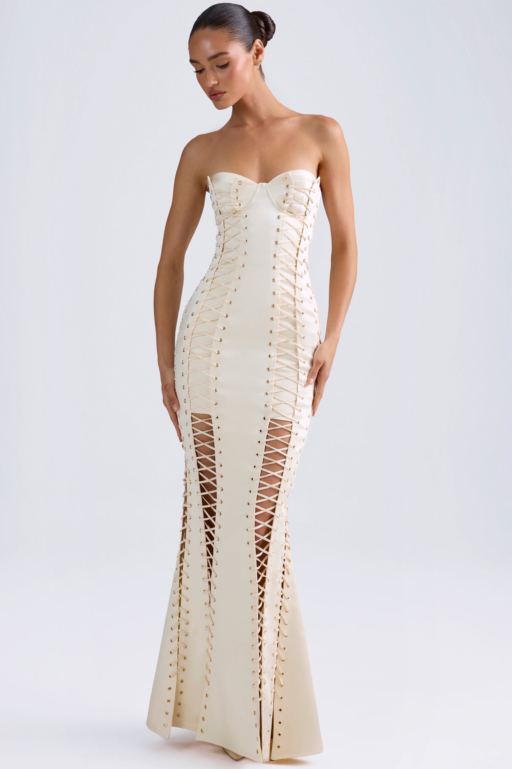 Callidora Lace-Up Corset Gown in Ivory - Image 7
