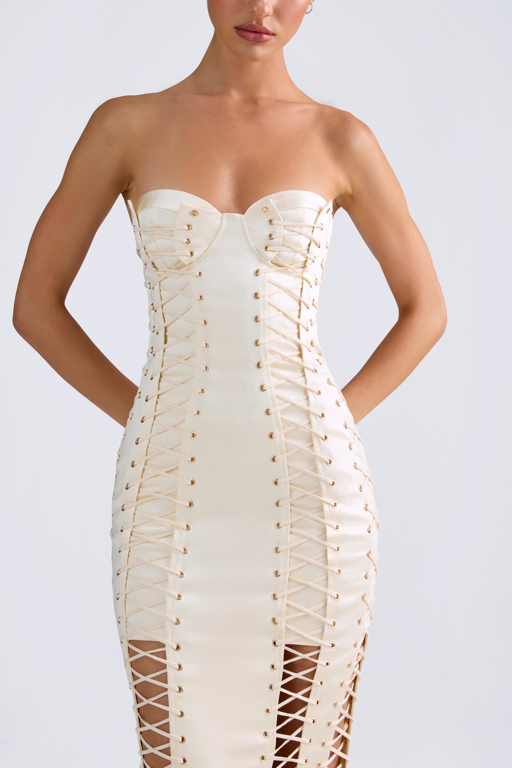 Callidora Lace-Up Corset Gown in Ivory - Image 4