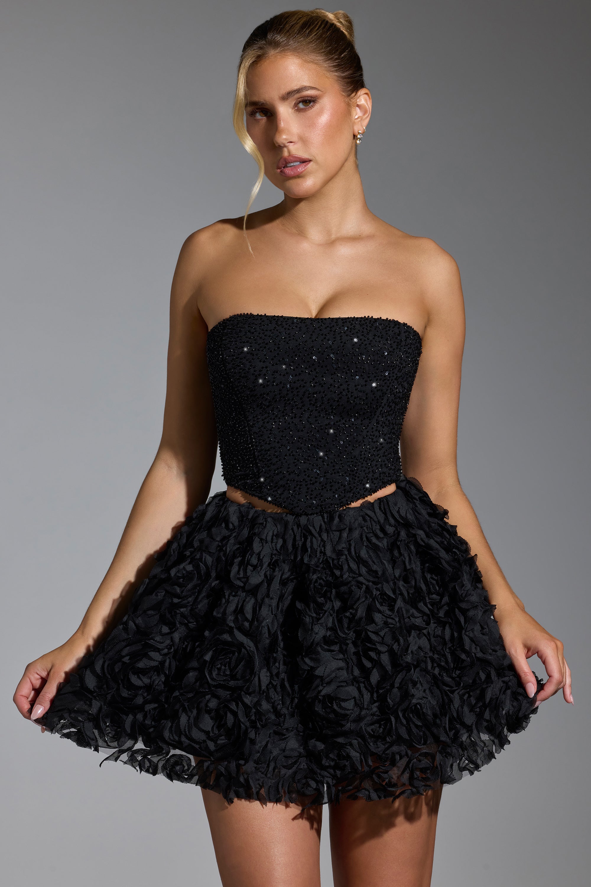 Blossom Floral-Appliqu?? Mini Skirt in Black - Image 12