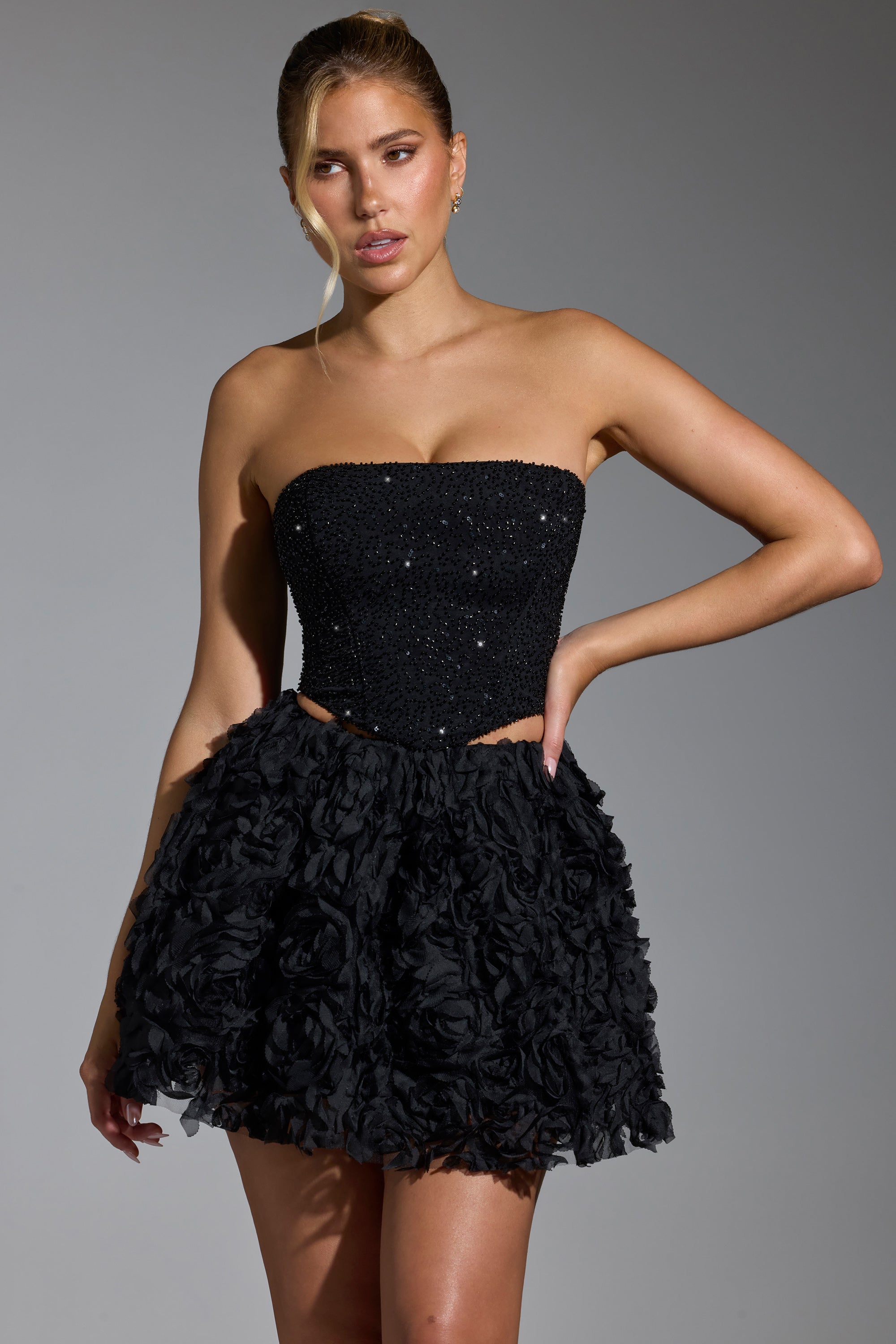 Blossom Floral-Appliqu?? Mini Skirt in Black - Image 11