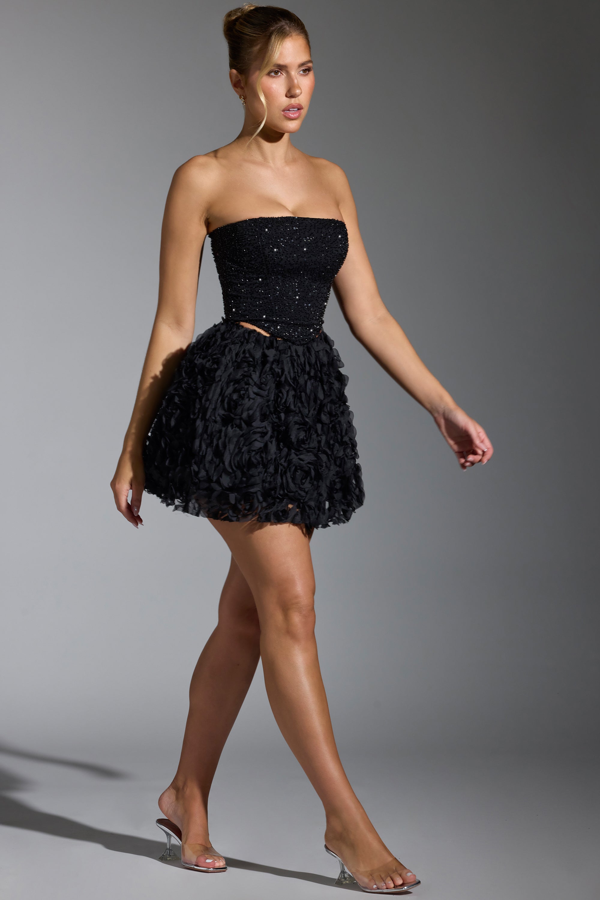 Blossom Floral-Appliqu?? Mini Skirt in Black - Image 10