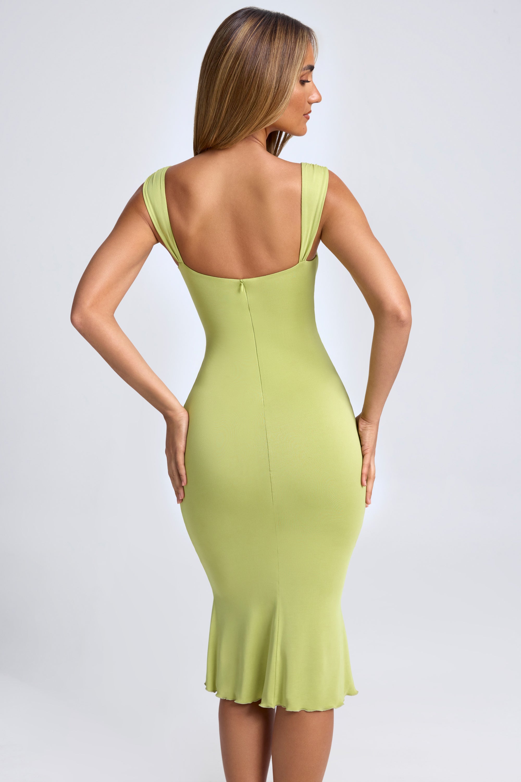 Aelia Ruched Hardware Detail Cut-Out Midaxi Dress in Olive Green - Image 2