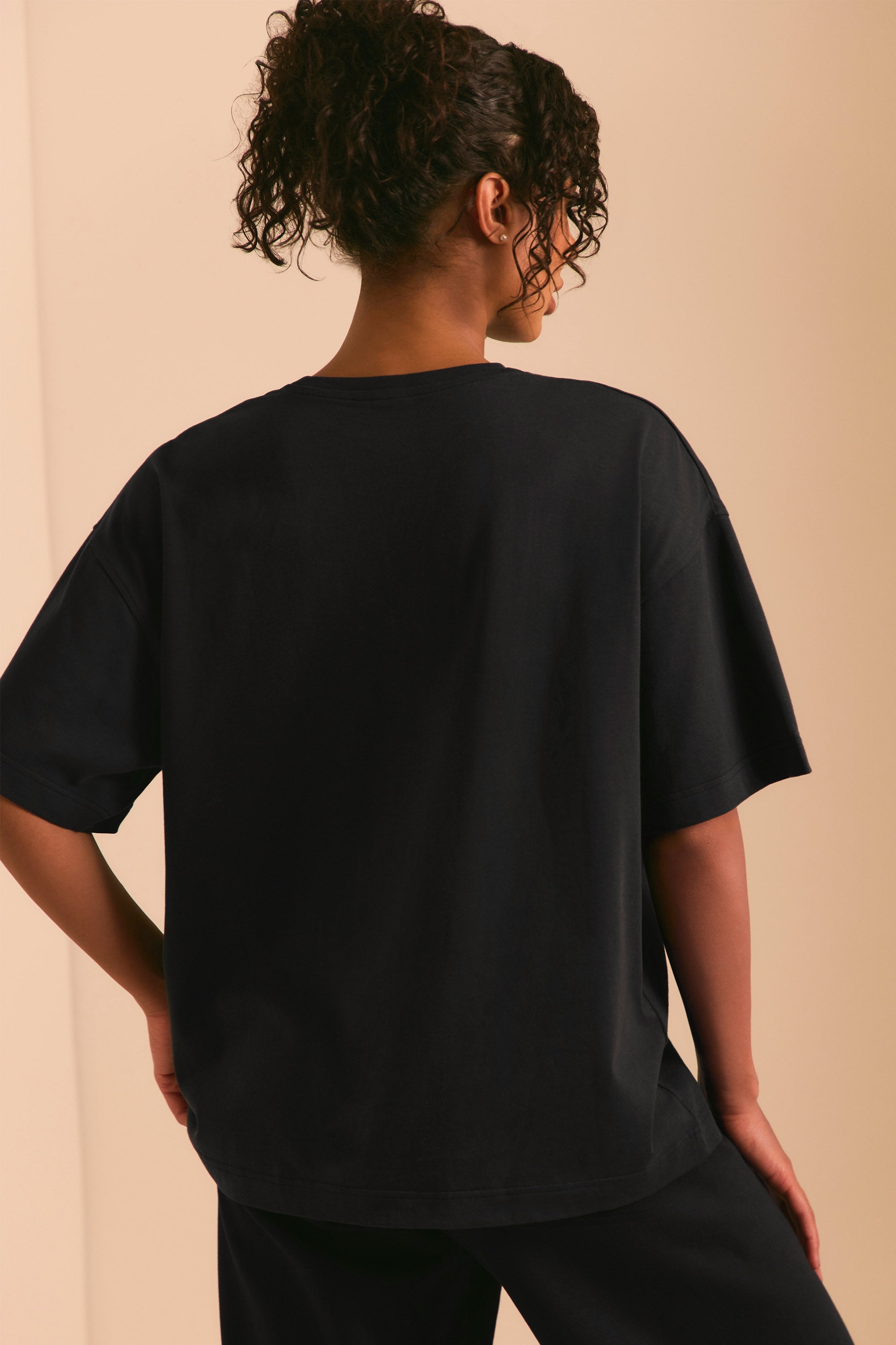 Ease Oversized Short Sleeve T-Shirt Black - Image 2