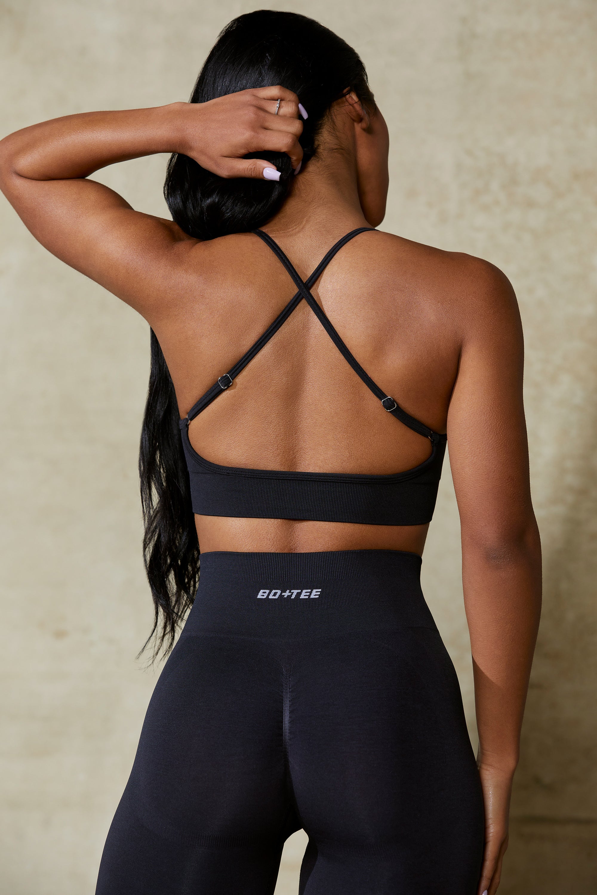 Definition Low Back Define Luxe Sports Bra in Black - Image 2
