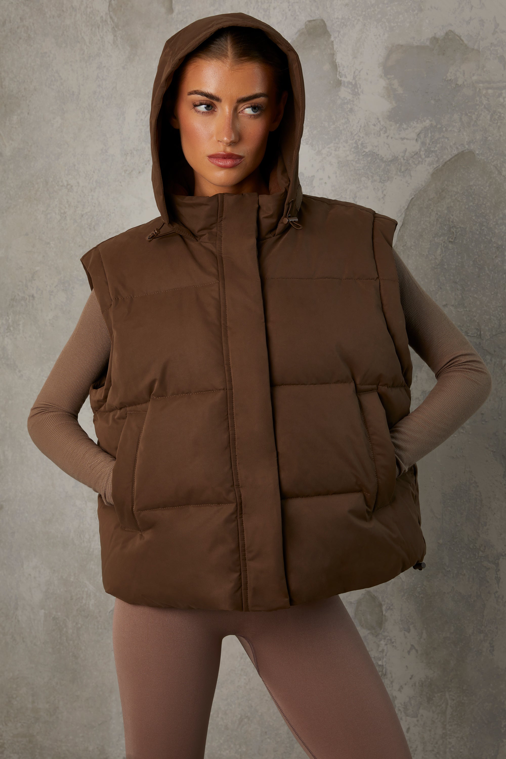 Essential Cropped Puffer Jacket with Detachable Sleeves in Cocoa Brown - Image 5