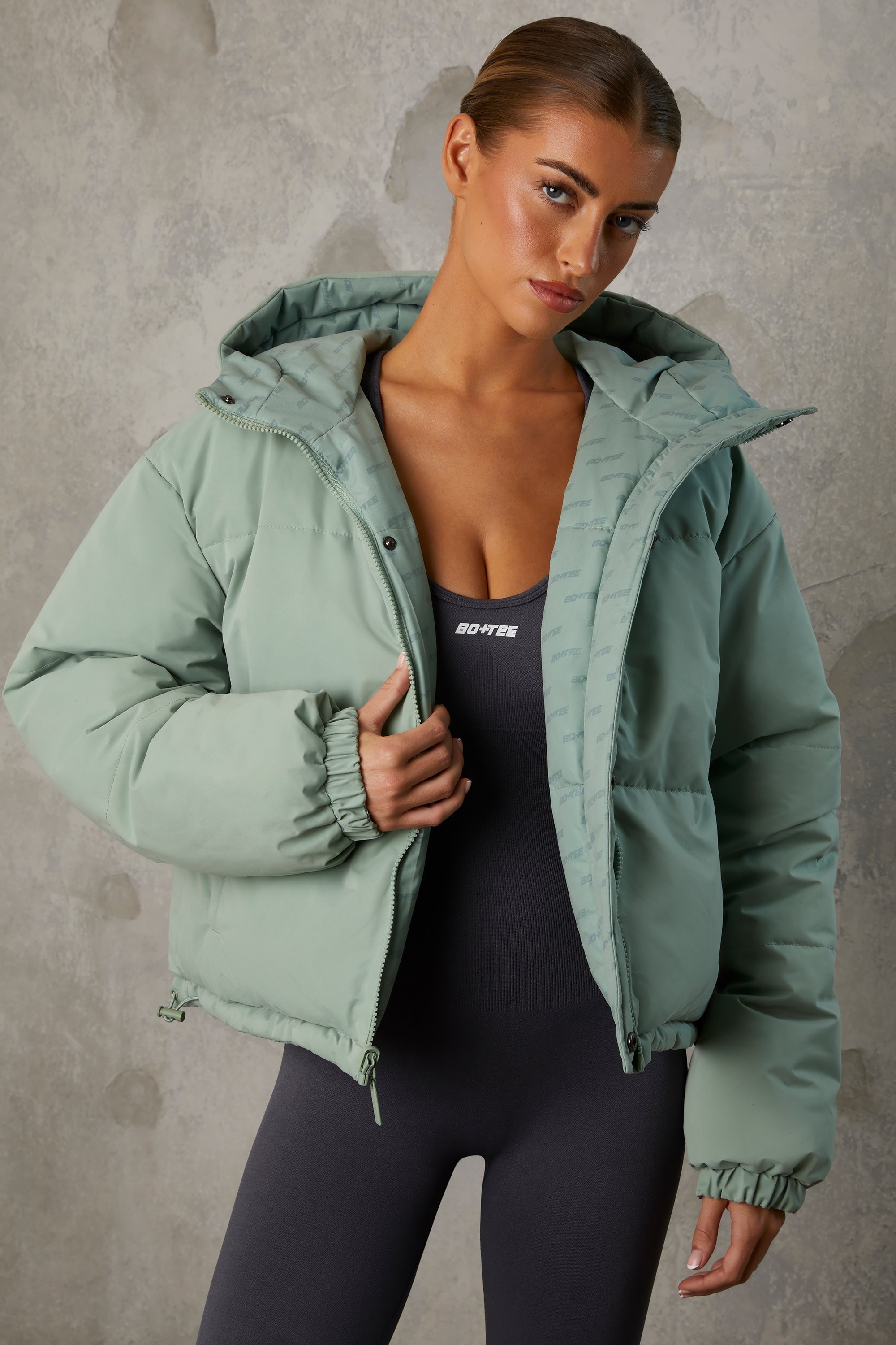 Layer Up Reversible Hooded Puffer Jacket in Iceberg Green - Image 5