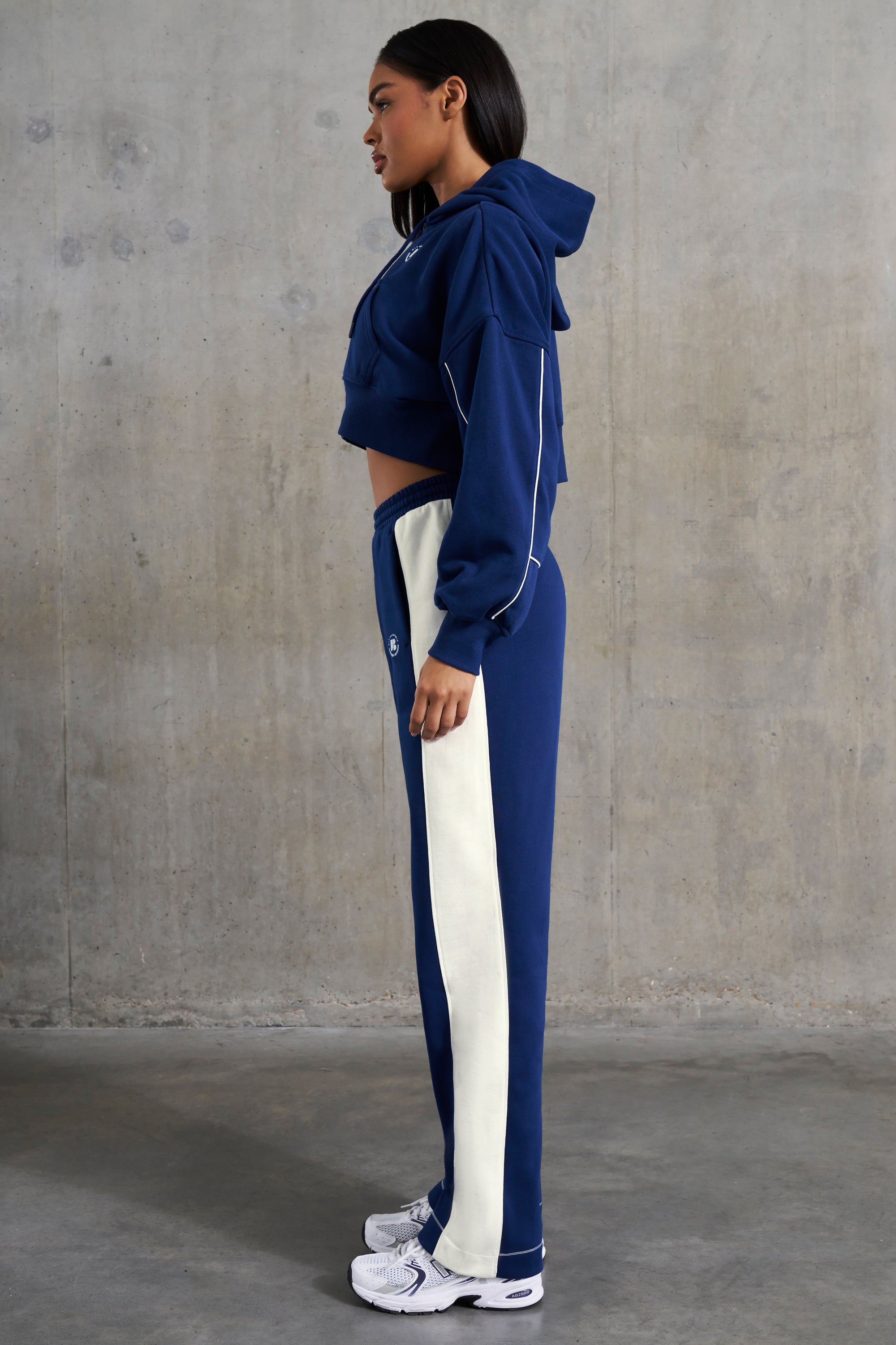 Elite Wide Leg Sweatpants in Navy - Image 3