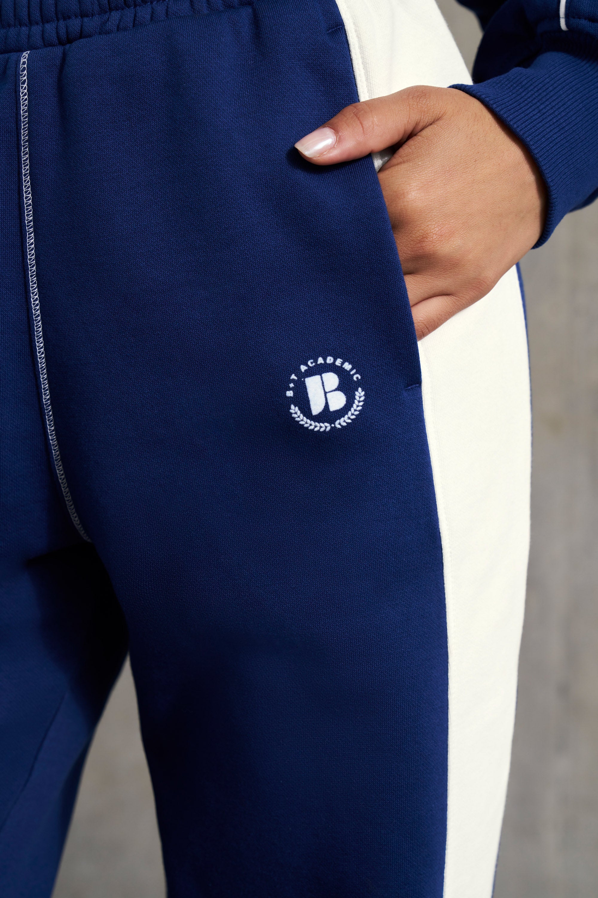 Elite Wide Leg Sweatpants in Navy - Image 4