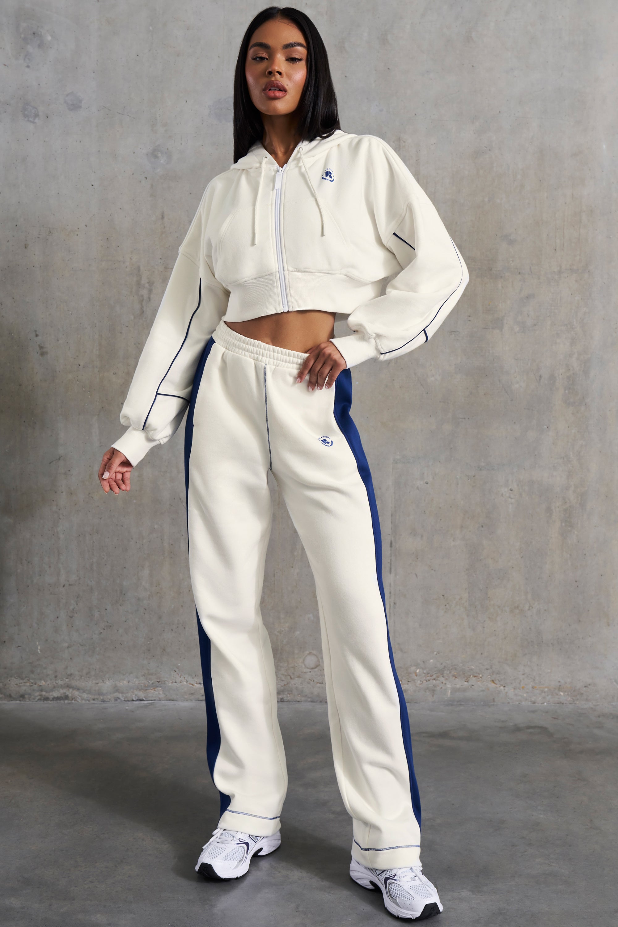 Elite Wide Leg Sweatpants in White - Image 7