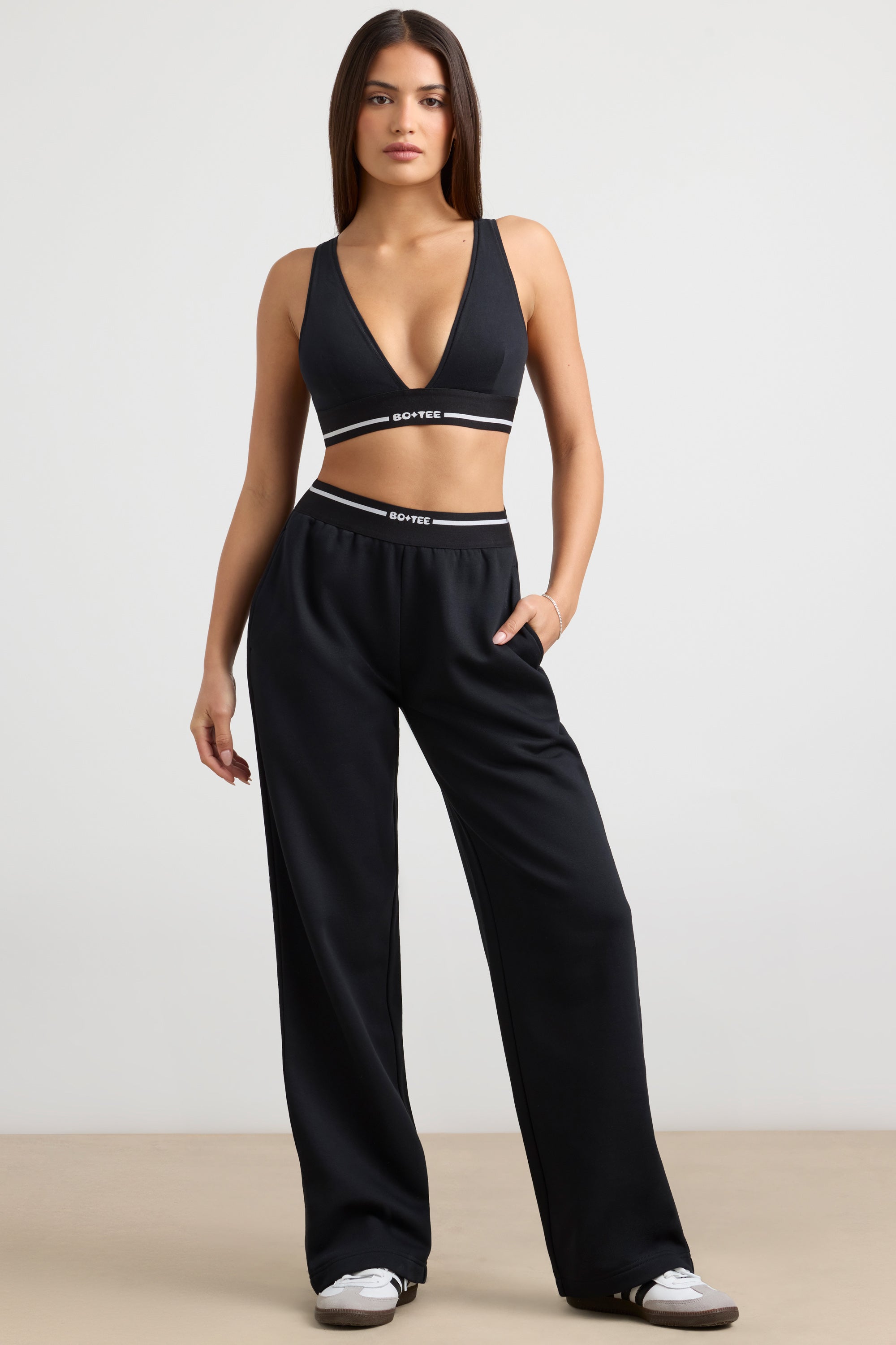 Fluid High-Waist Straight-Leg Joggers in Black