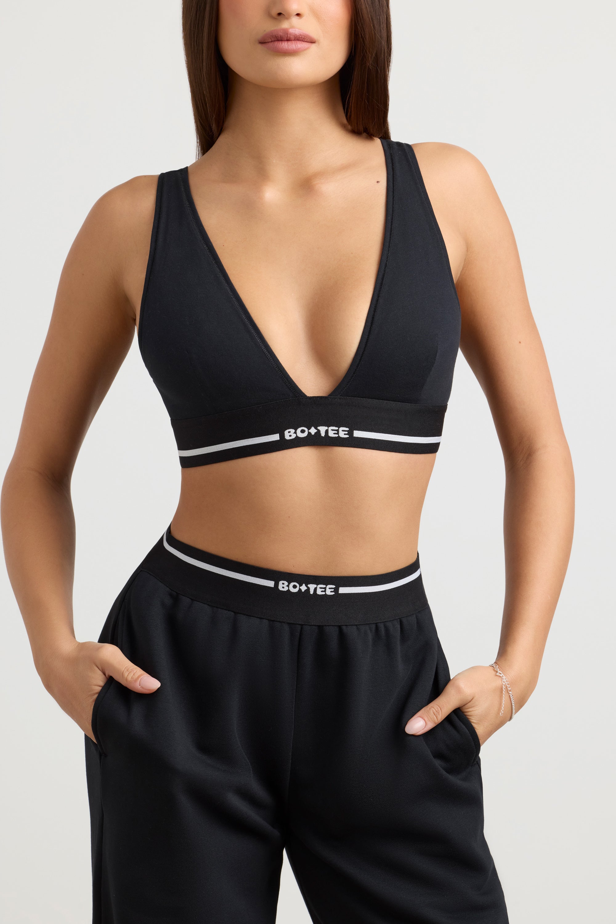 Fluid High-Waist Straight-Leg Joggers in Black - Image 4