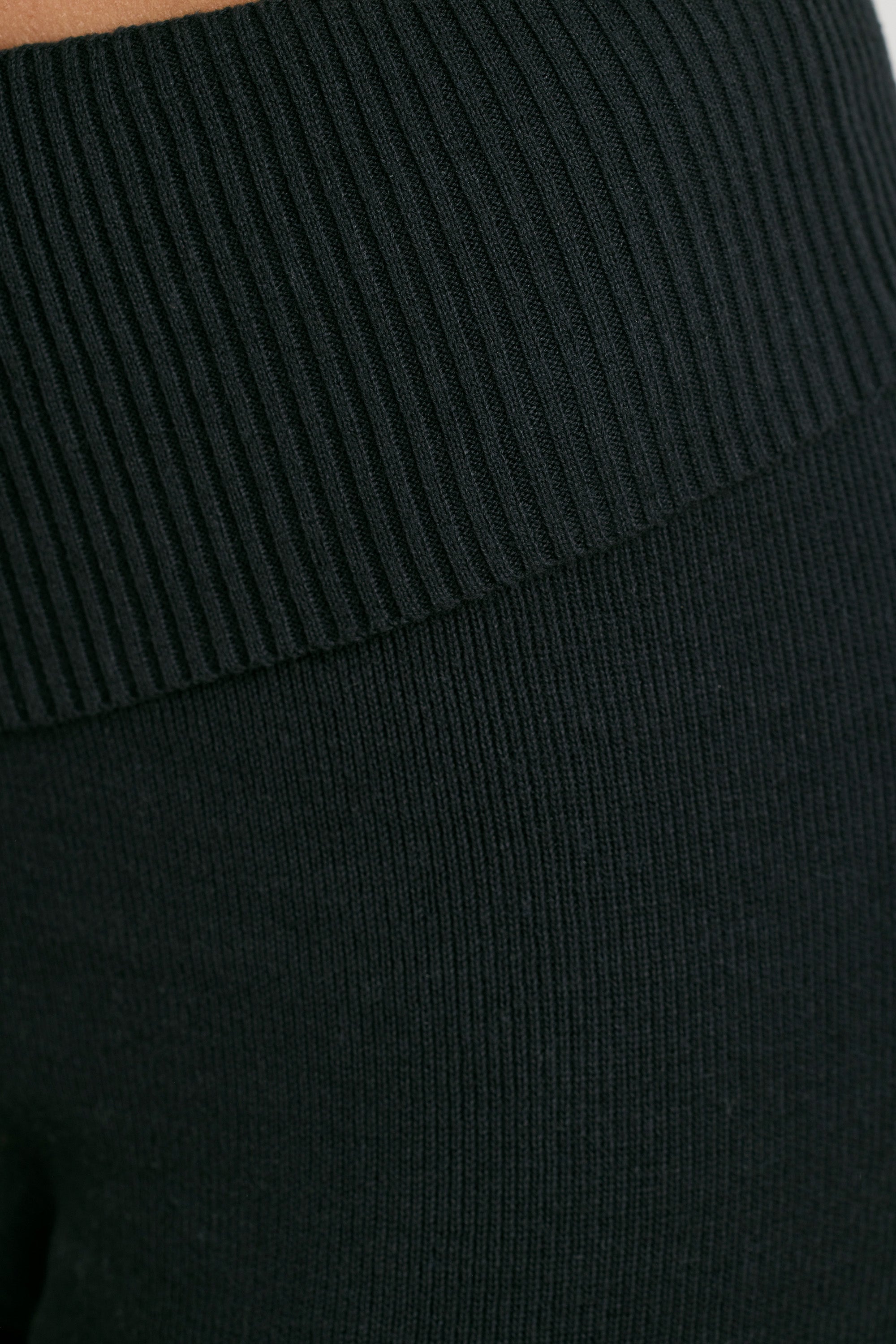 Muse Chunky Knit Kick Flare Trousers in Black - Image 4
