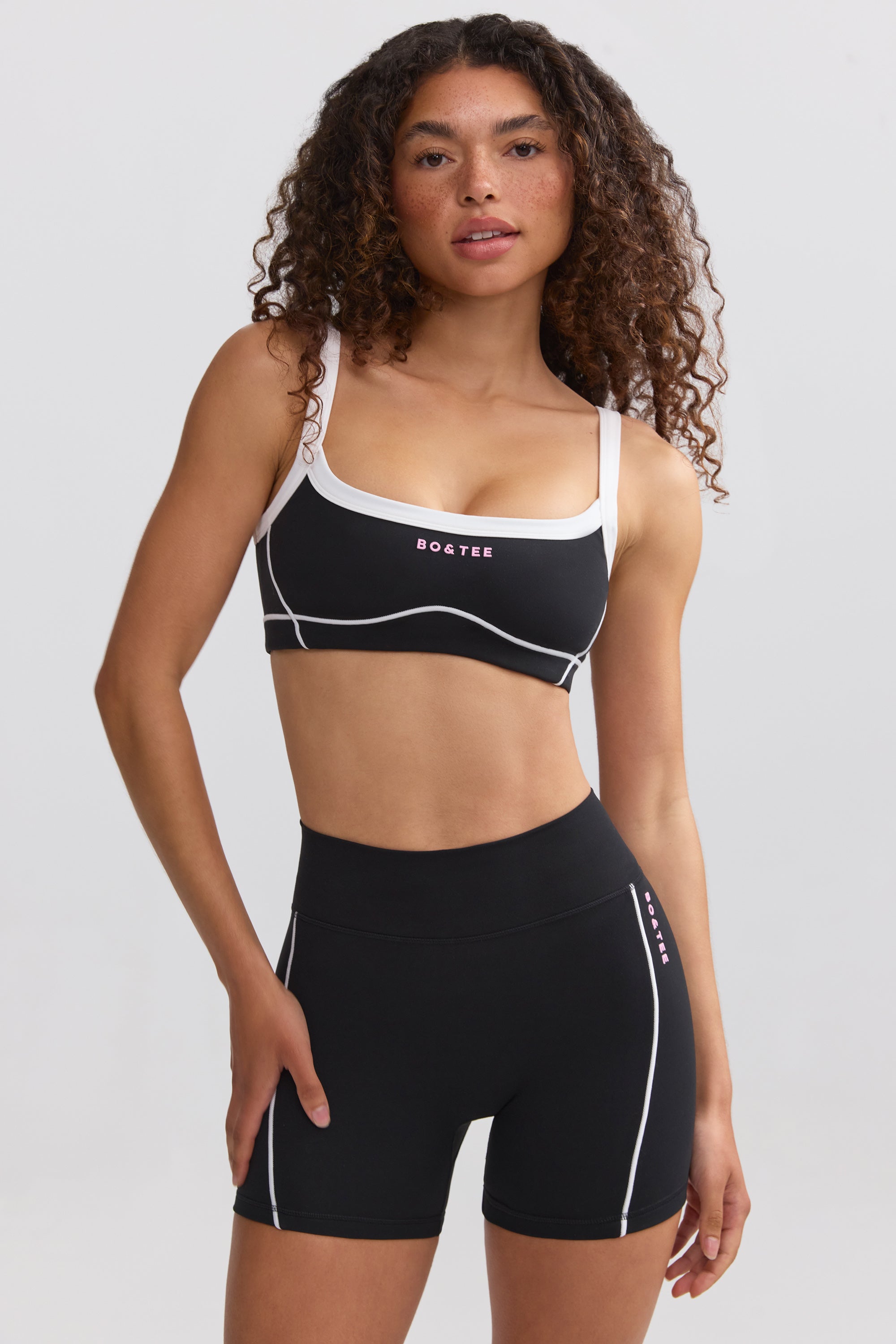 Soft Active Contrast-Trim Mini Shorts in Black - Image 7