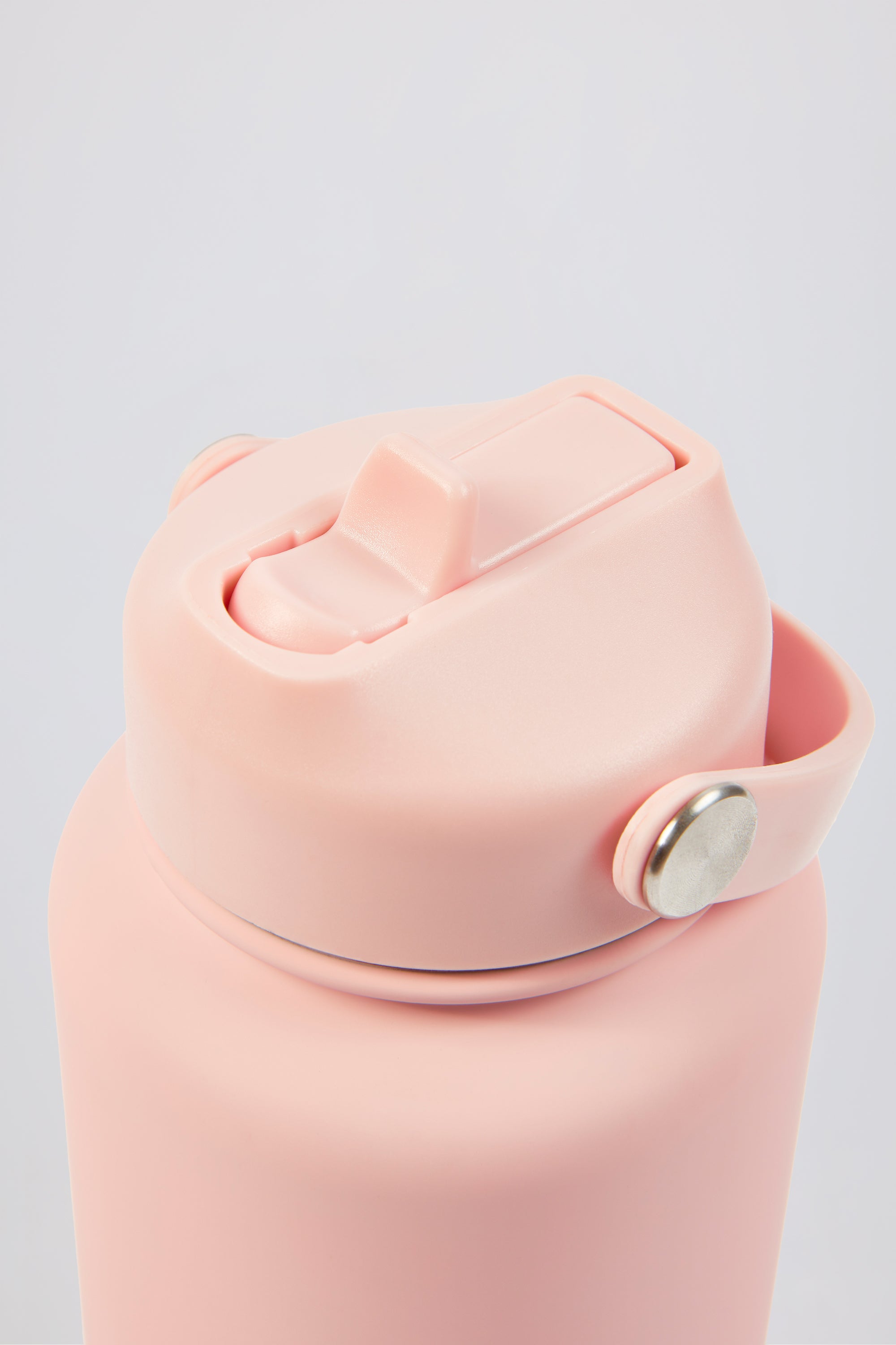 Jet Set Thermos Water Bottle in Bubblegum Pink - Image 5