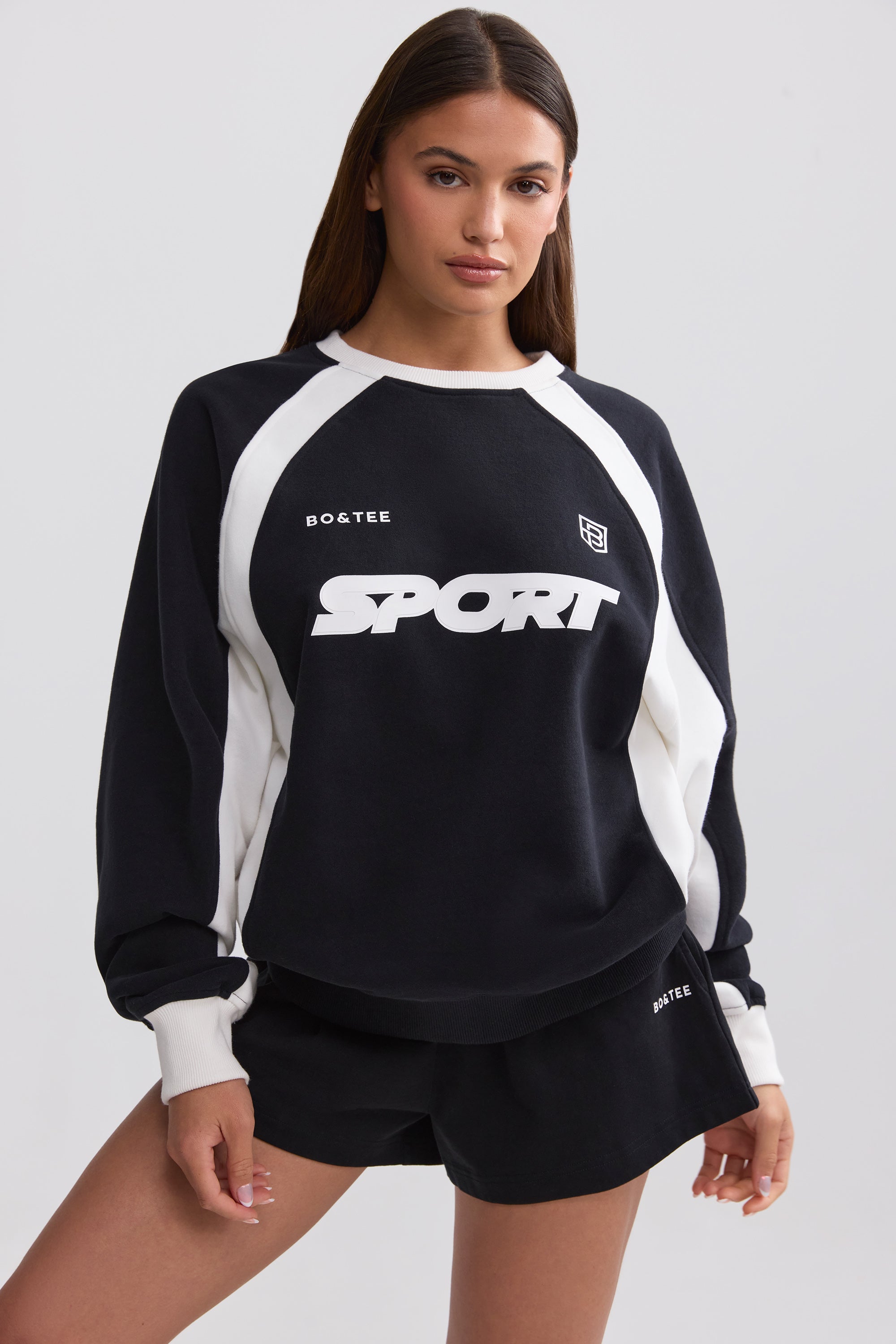 Oversized Colourblock Sweatshirt in Black - Image 7