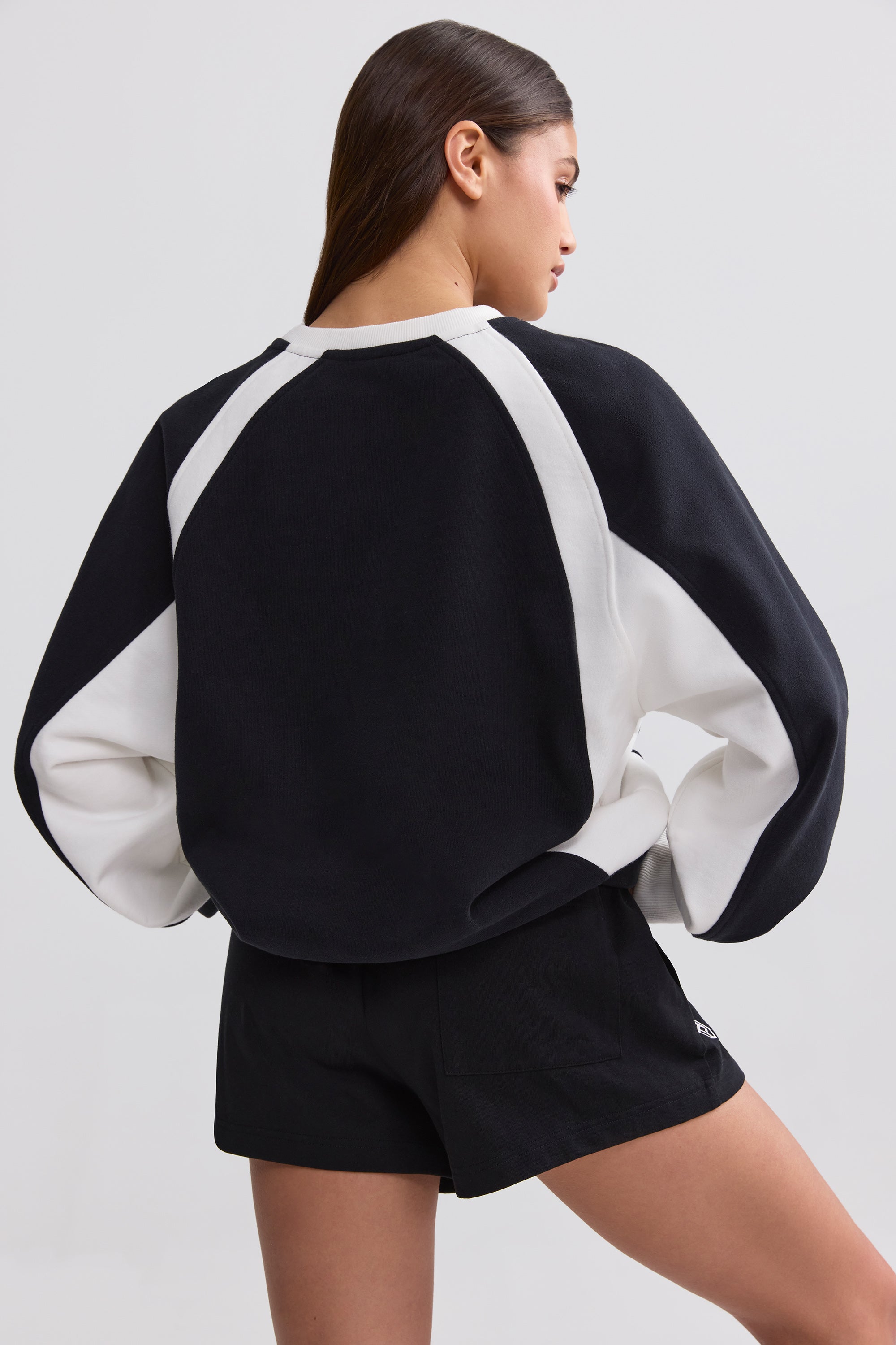 Oversized Colourblock Sweatshirt in Black - Image 2