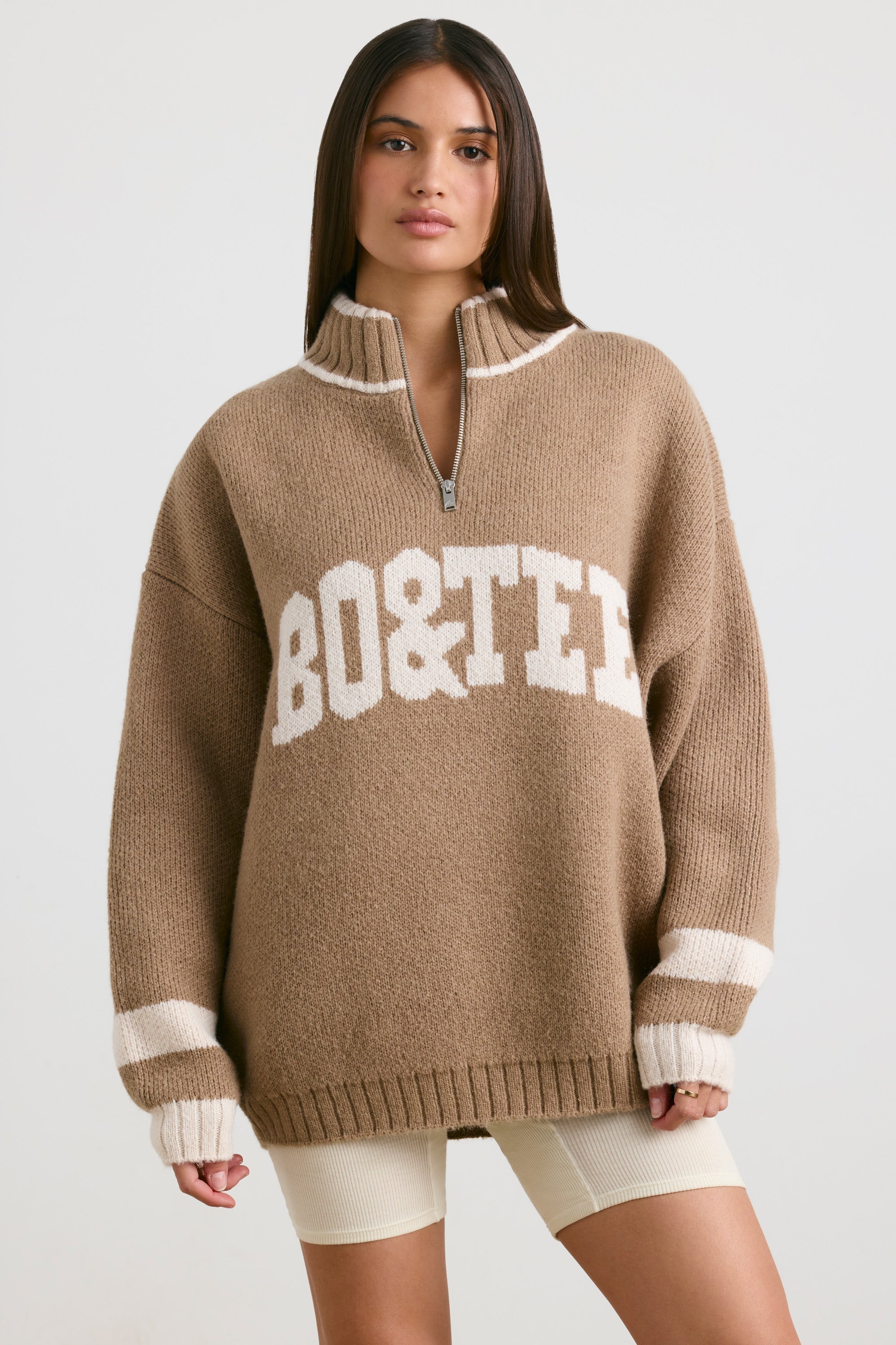 Casual Oversized Quarter-Zip Chunky-Knit Jumper in Espresso - Image 6