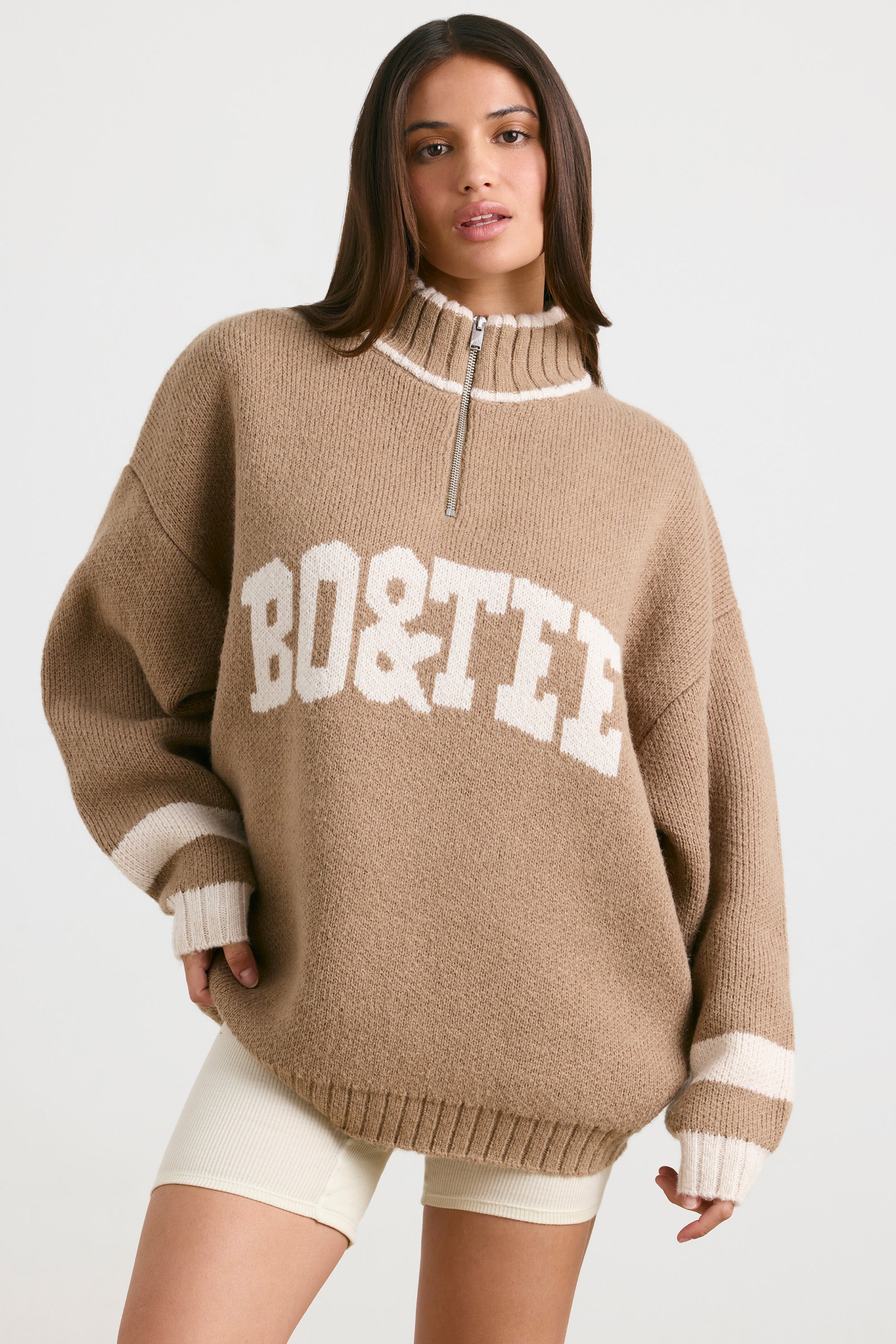 Casual Oversized Quarter-Zip Chunky-Knit Jumper in Espresso - Image 8