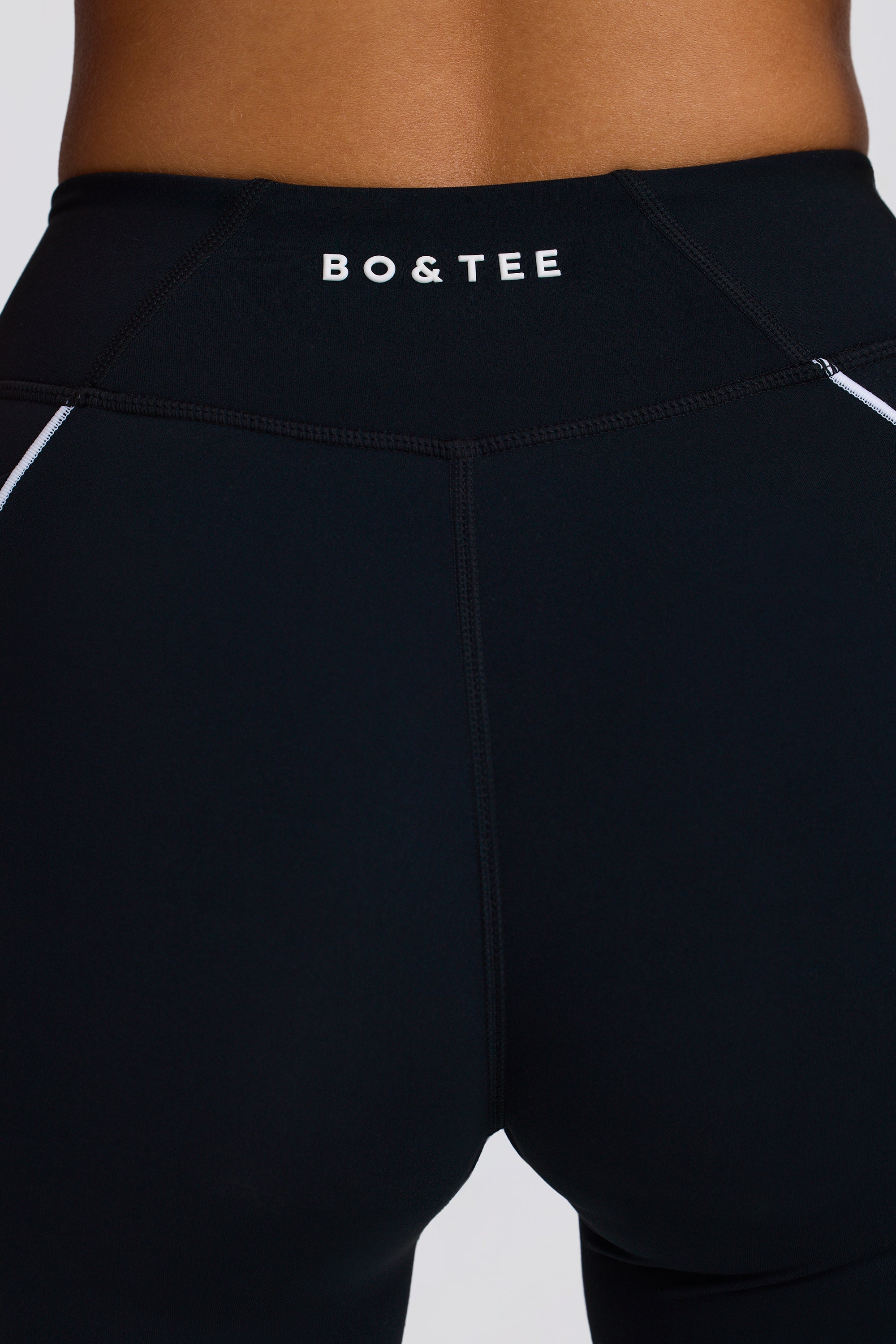 Soft Active Leggings in Black - Image 4