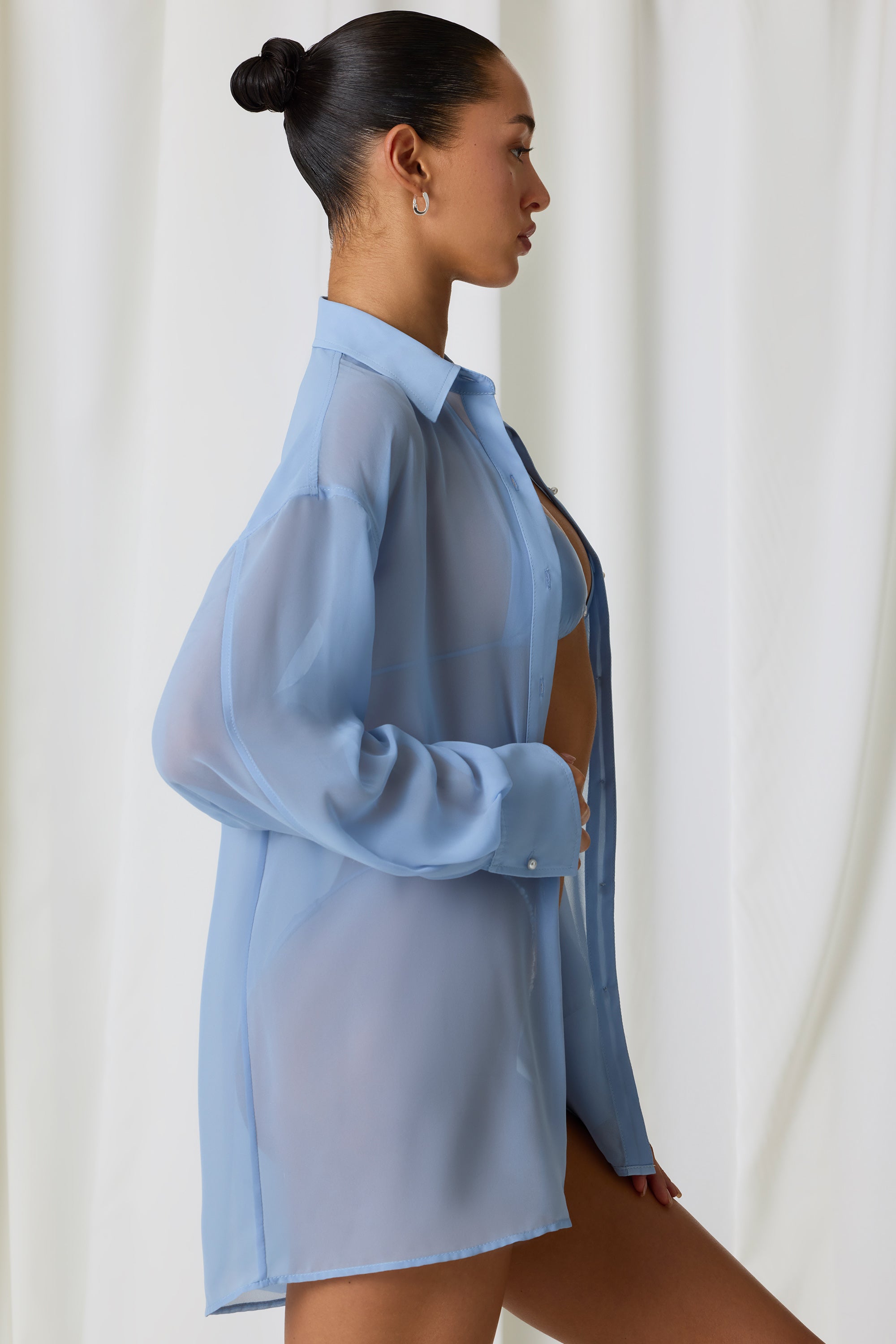 Hiva Pearl-Detail Oversized Shirt in Sky Blue - Image 3
