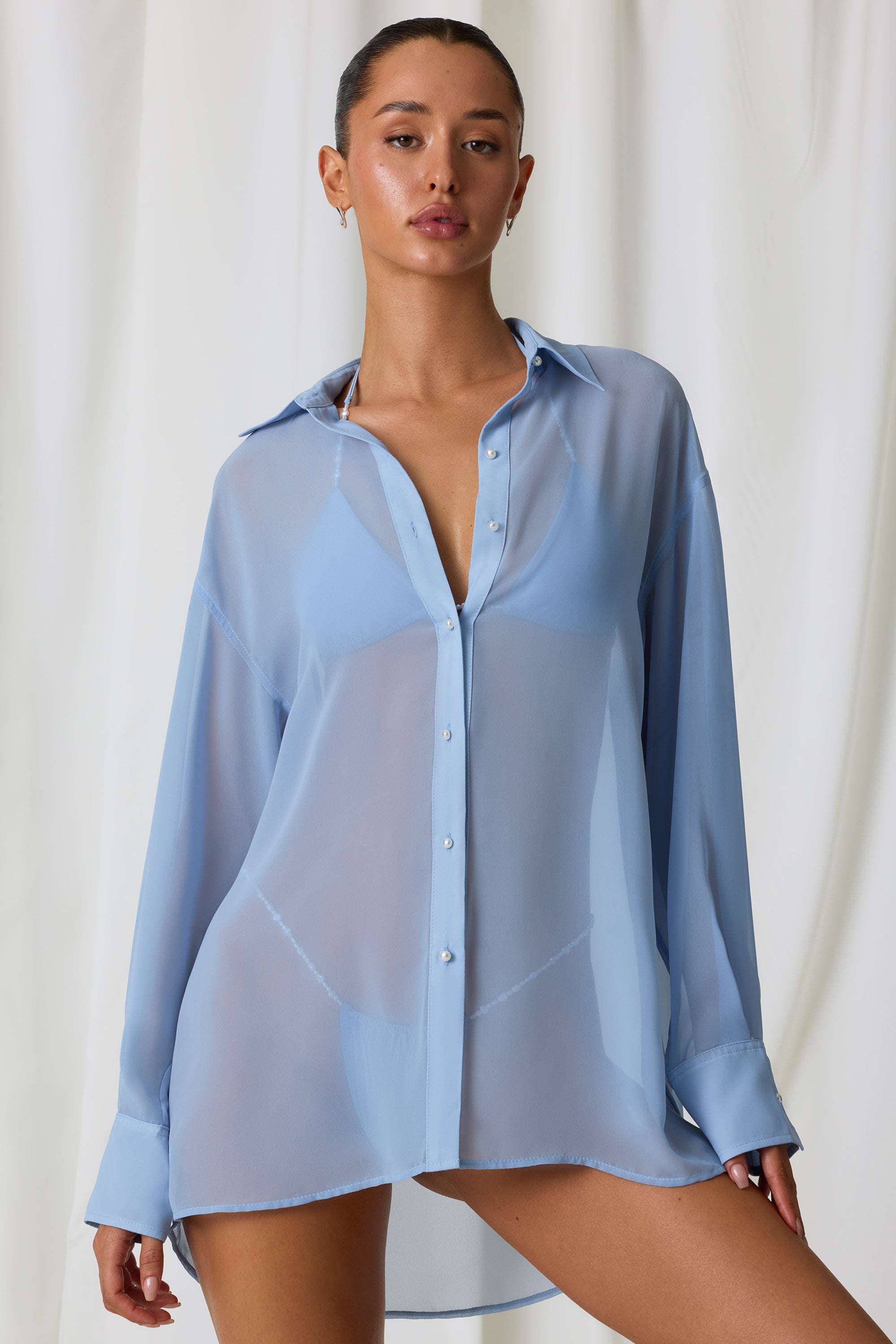 Hiva Pearl-Detail Oversized Shirt in Sky Blue - Image 7