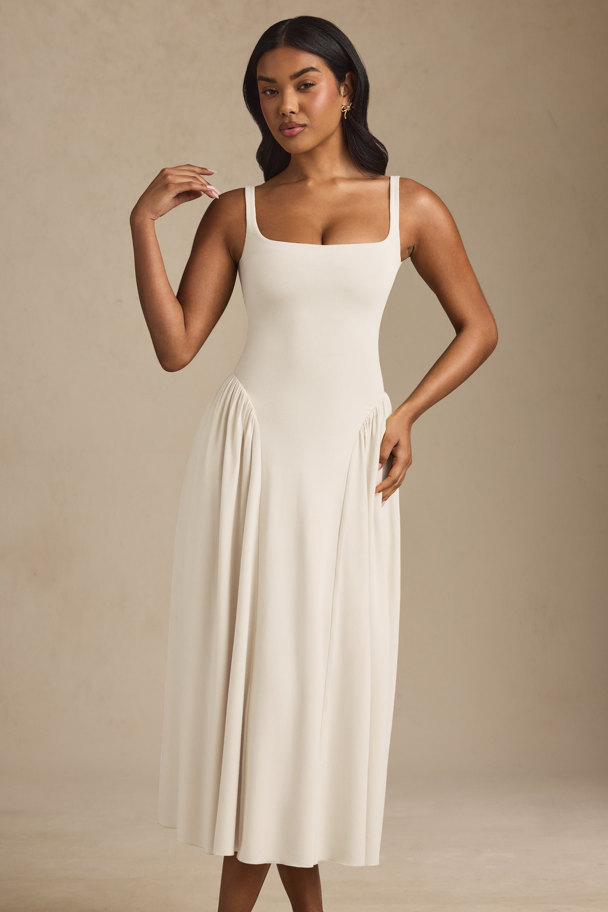 Aireen Low-Back A-Line Midaxi Dress in Ivory - Image 5