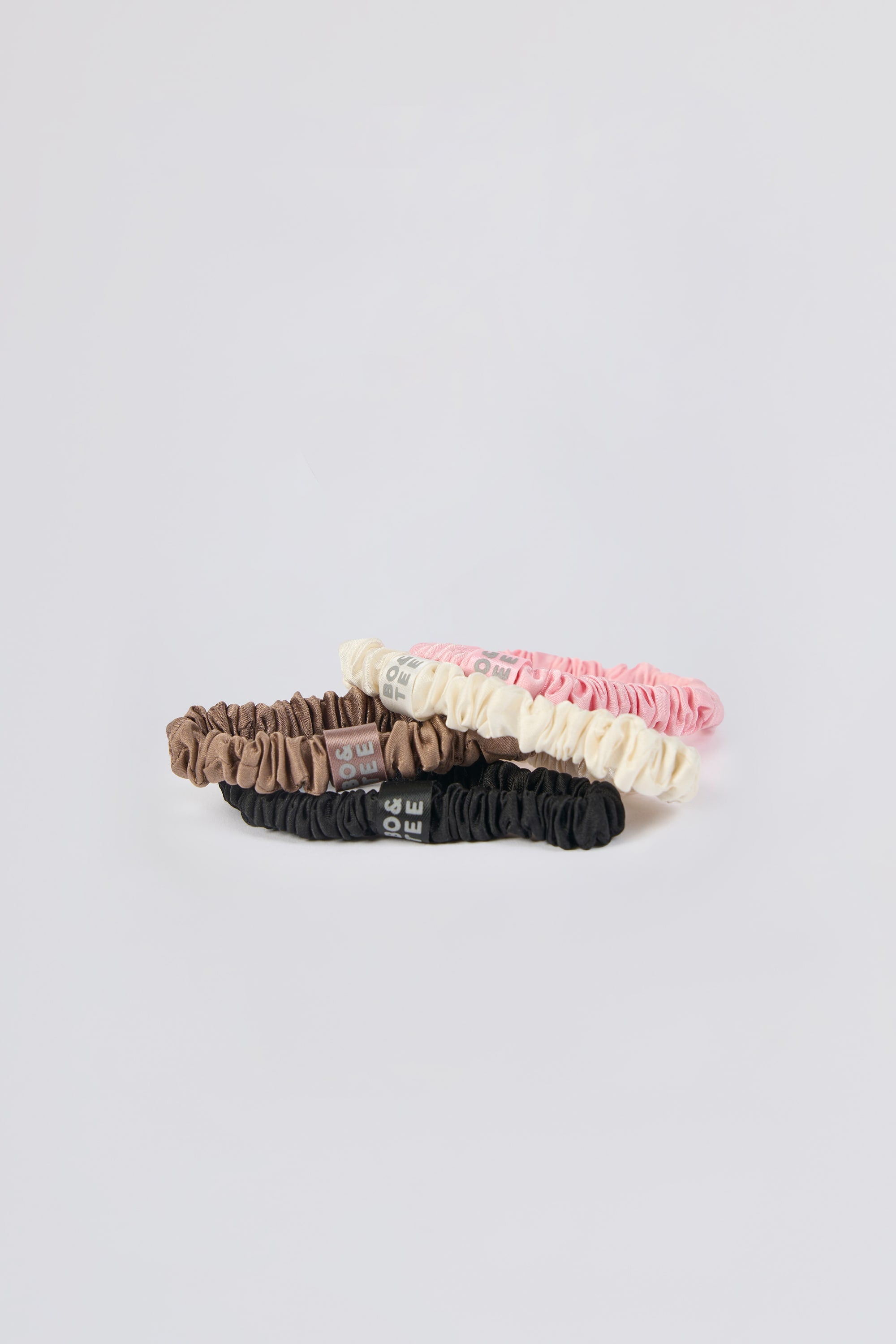 Pack of 4 Silk Scrunchies - Image 4
