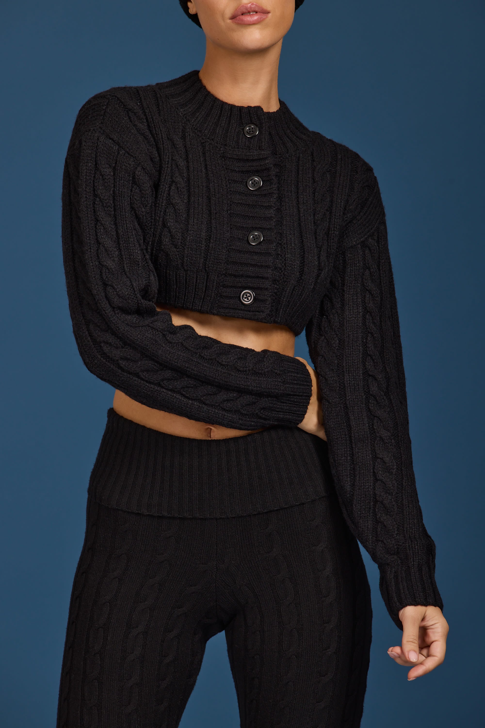 Cable-Knit Cropped Cardigan in Black - Image 4