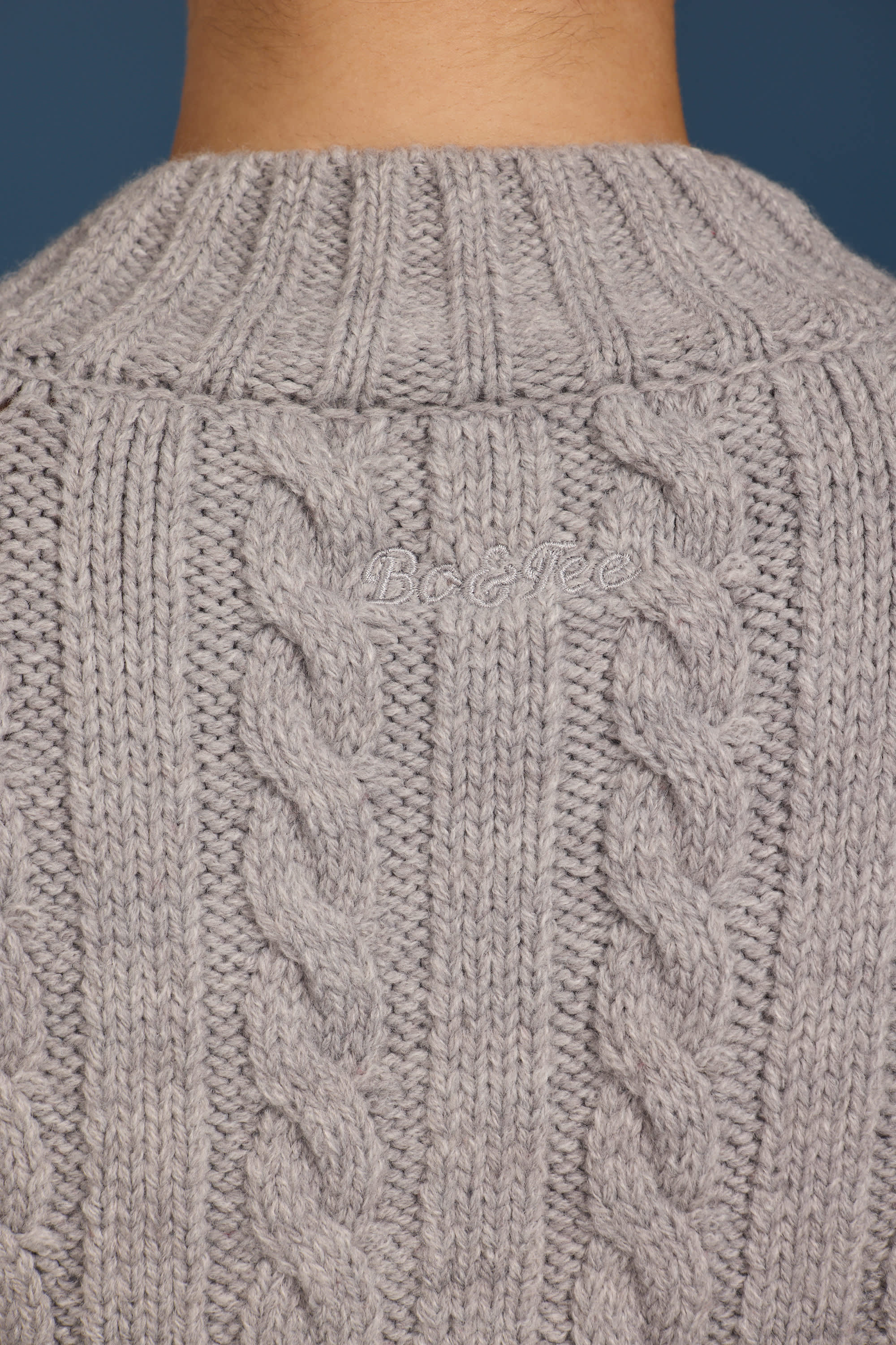 Cable-Knit Cropped Cardigan in Grey Marl - Image 5