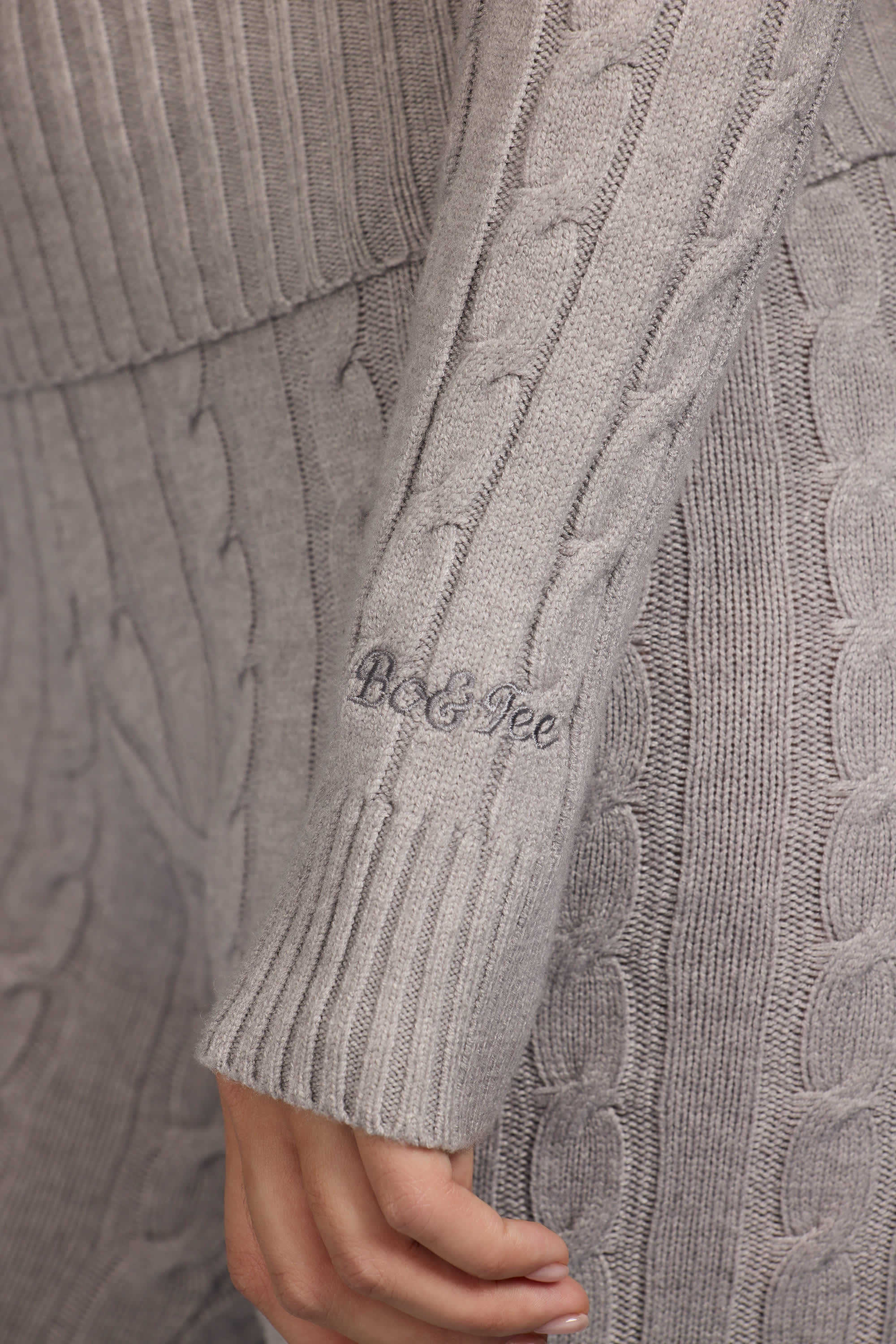 Cable-Knit Zip-Up Hoodie in Grey Marl - Image 5