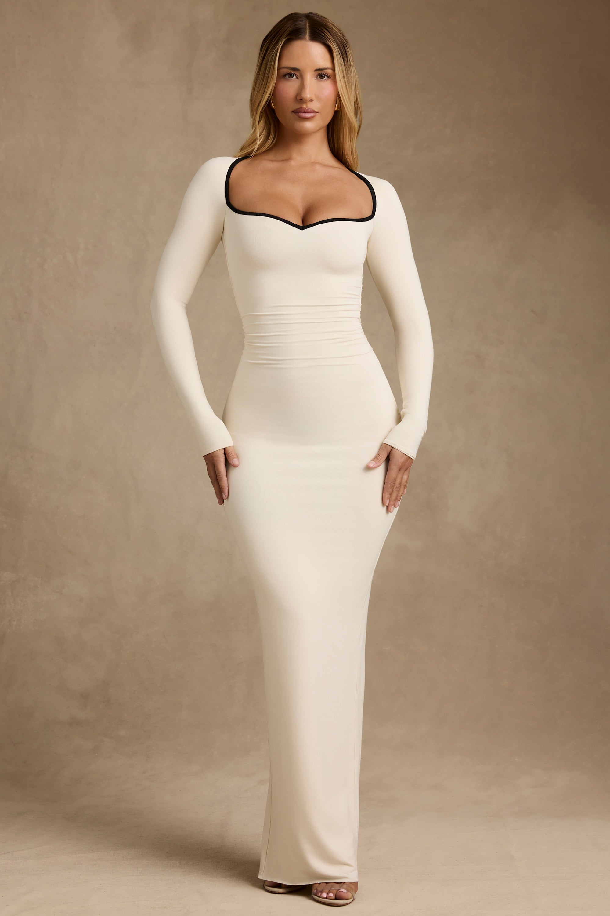 Ginette Modal Contrast-Trim Maxi Dress in Ivory - Image 7