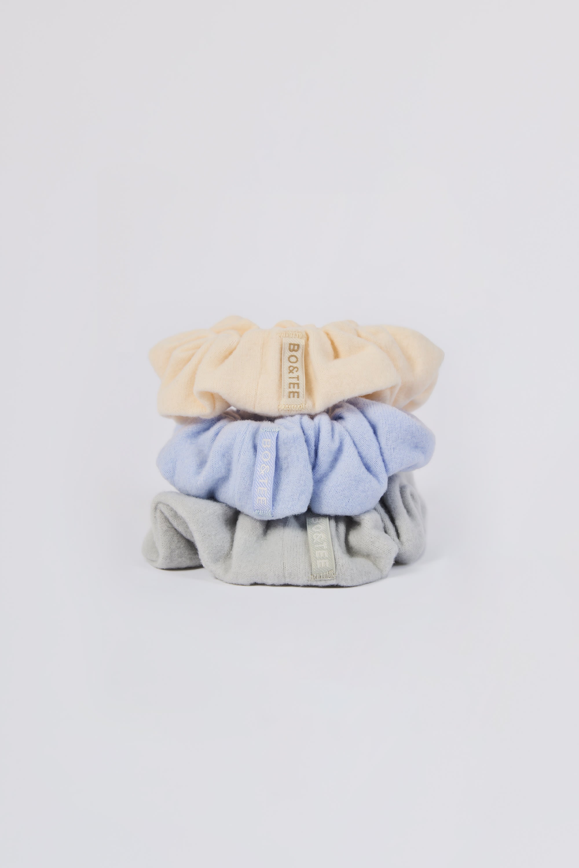 Pack of 3 Oversized Scrunchies - Image 4