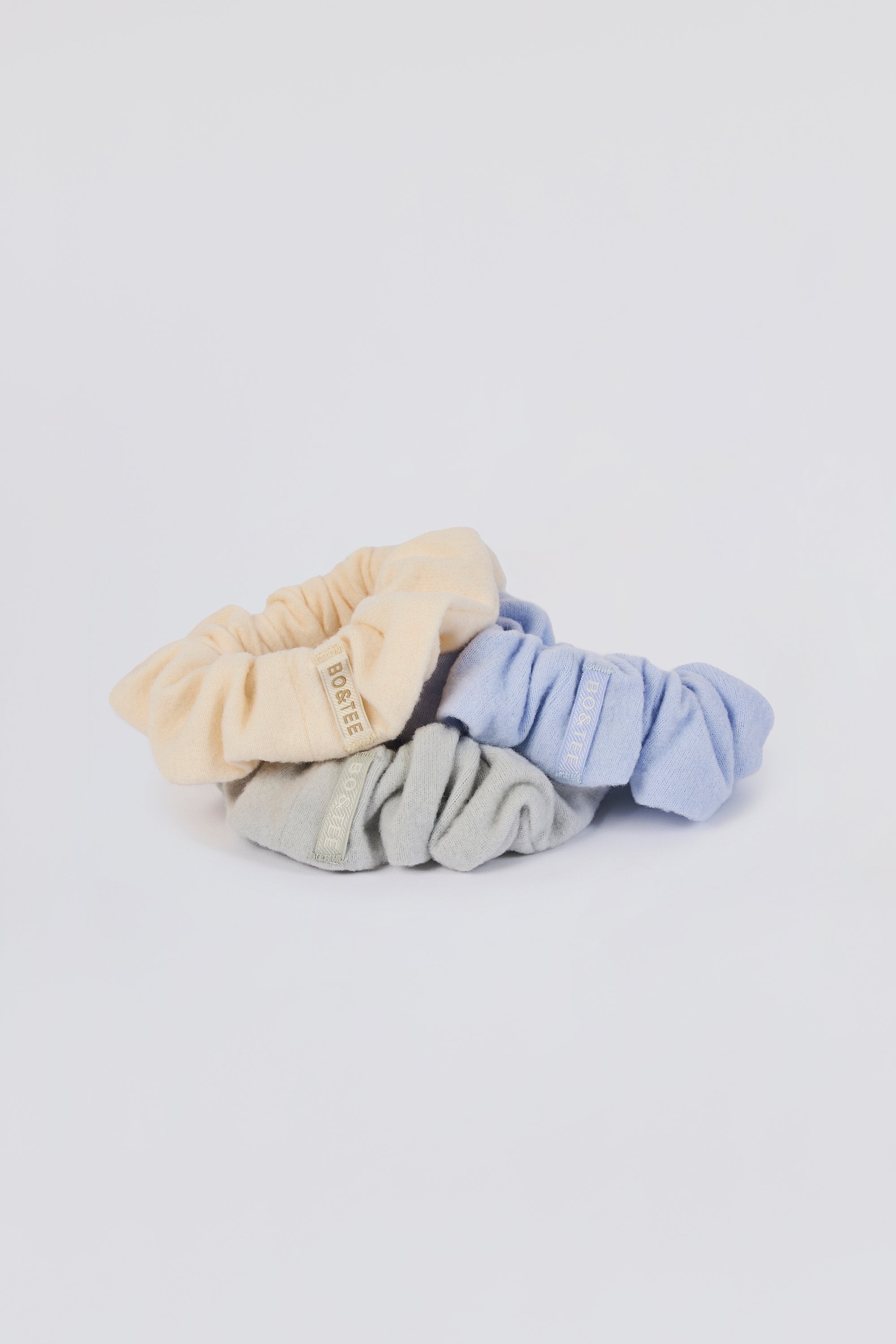 Pack of 3 Oversized Scrunchies - Image 5