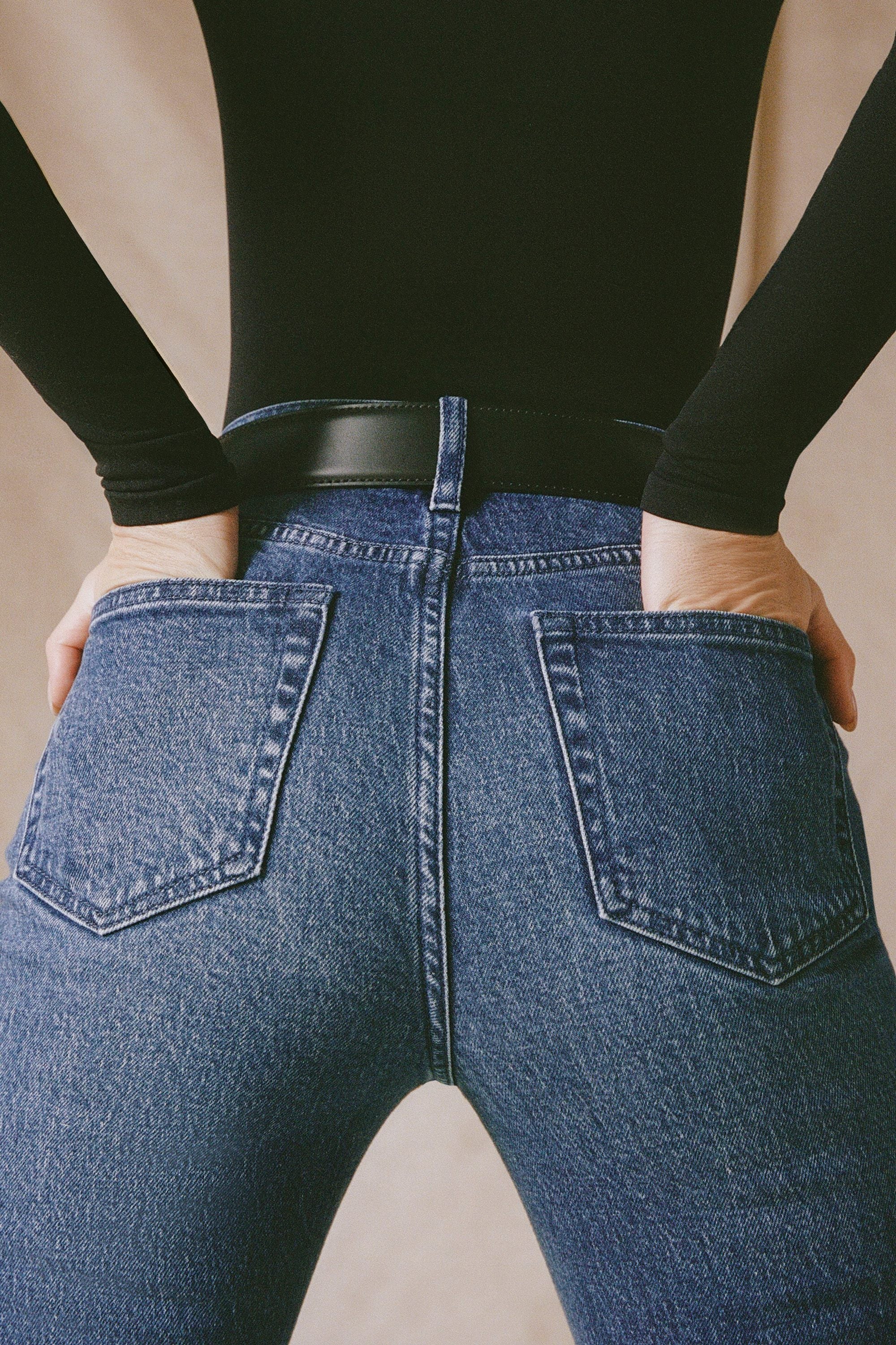 Jacey High-Rise Flared Jeans in Indigo Wash - Image 2
