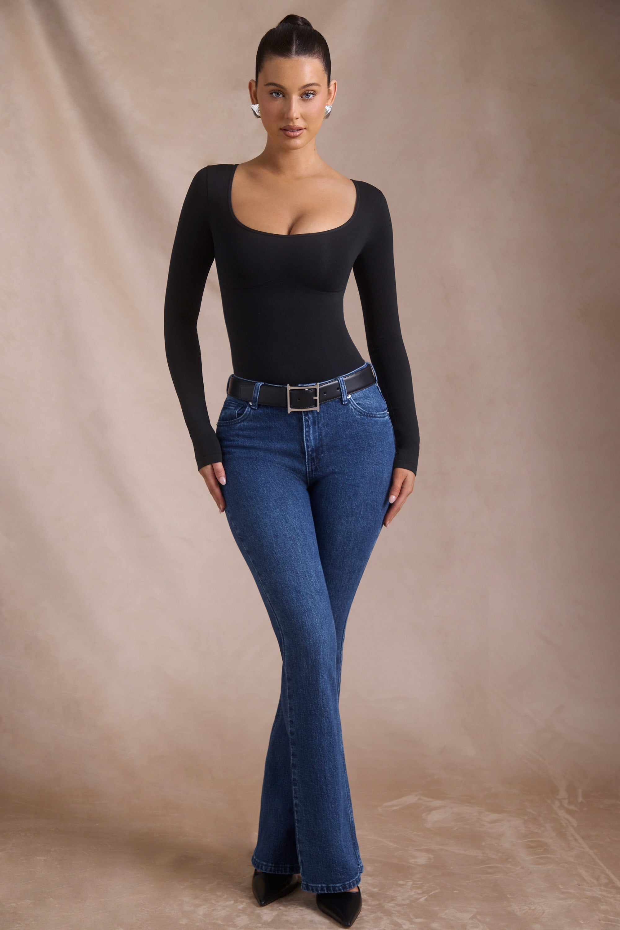 Jacey High-Rise Flared Jeans in Indigo Wash - Image 3