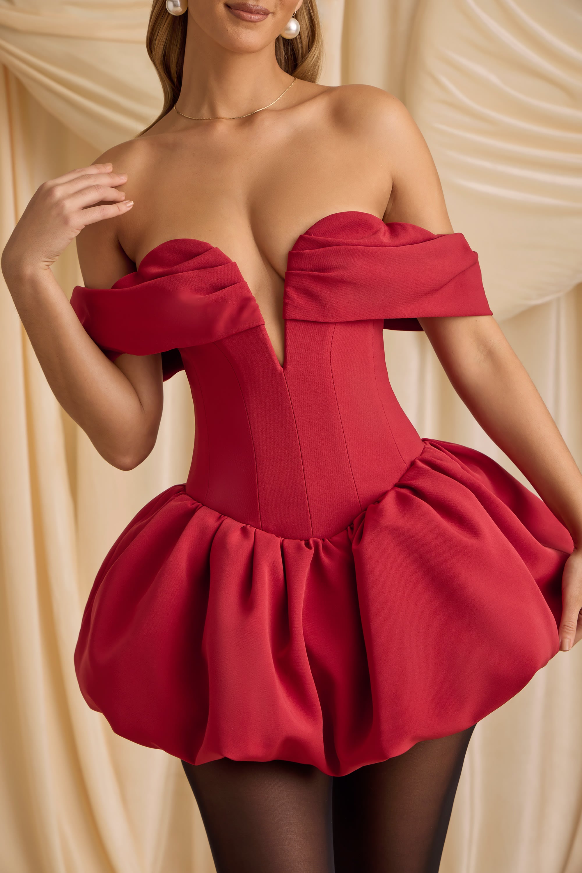 Jessamy Off-Shoulder Layered Bubble Hem Corset Mini Dress in True Red - Image 4