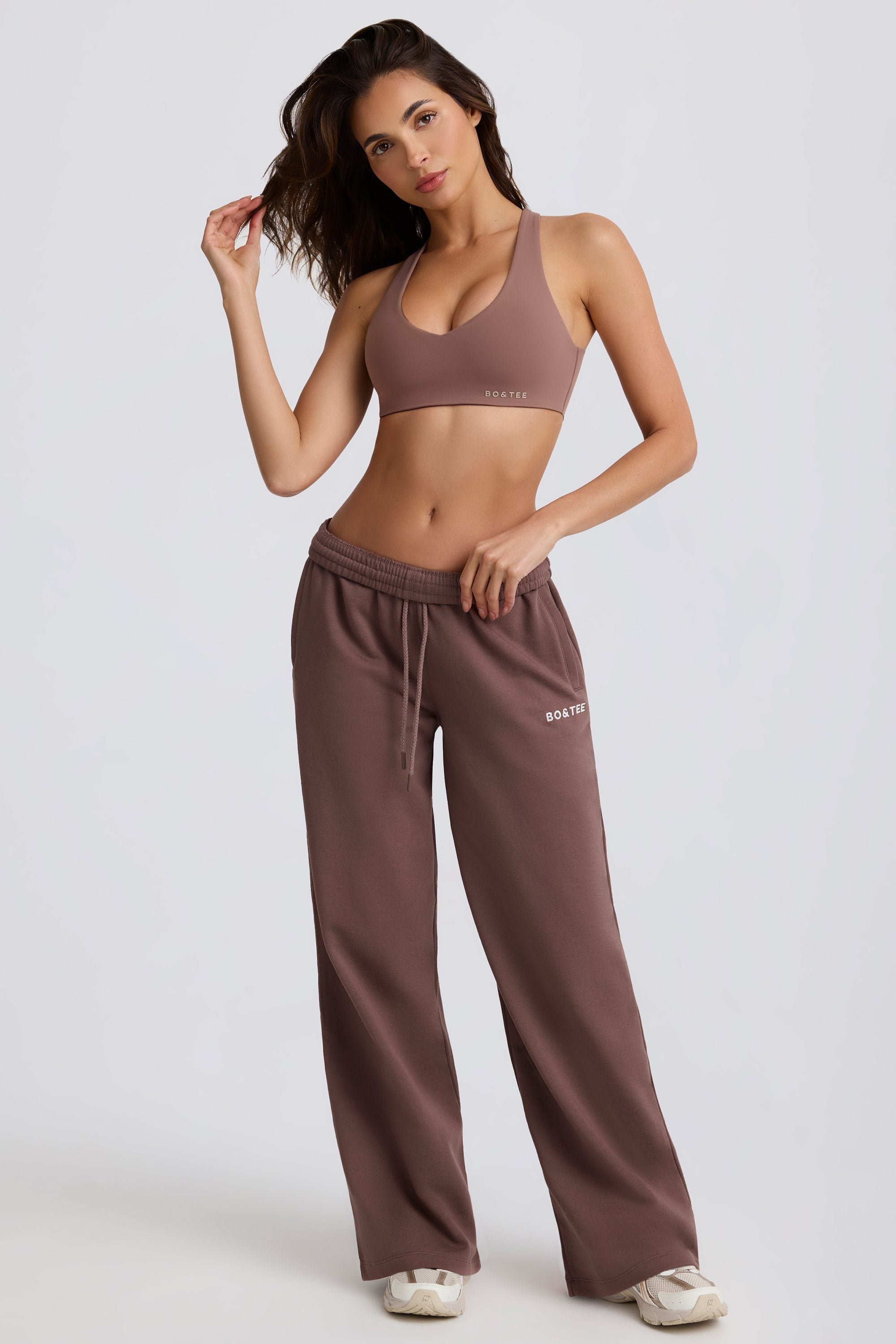 Mid-Rise Wide-Leg Joggers in Mocha - Image 11
