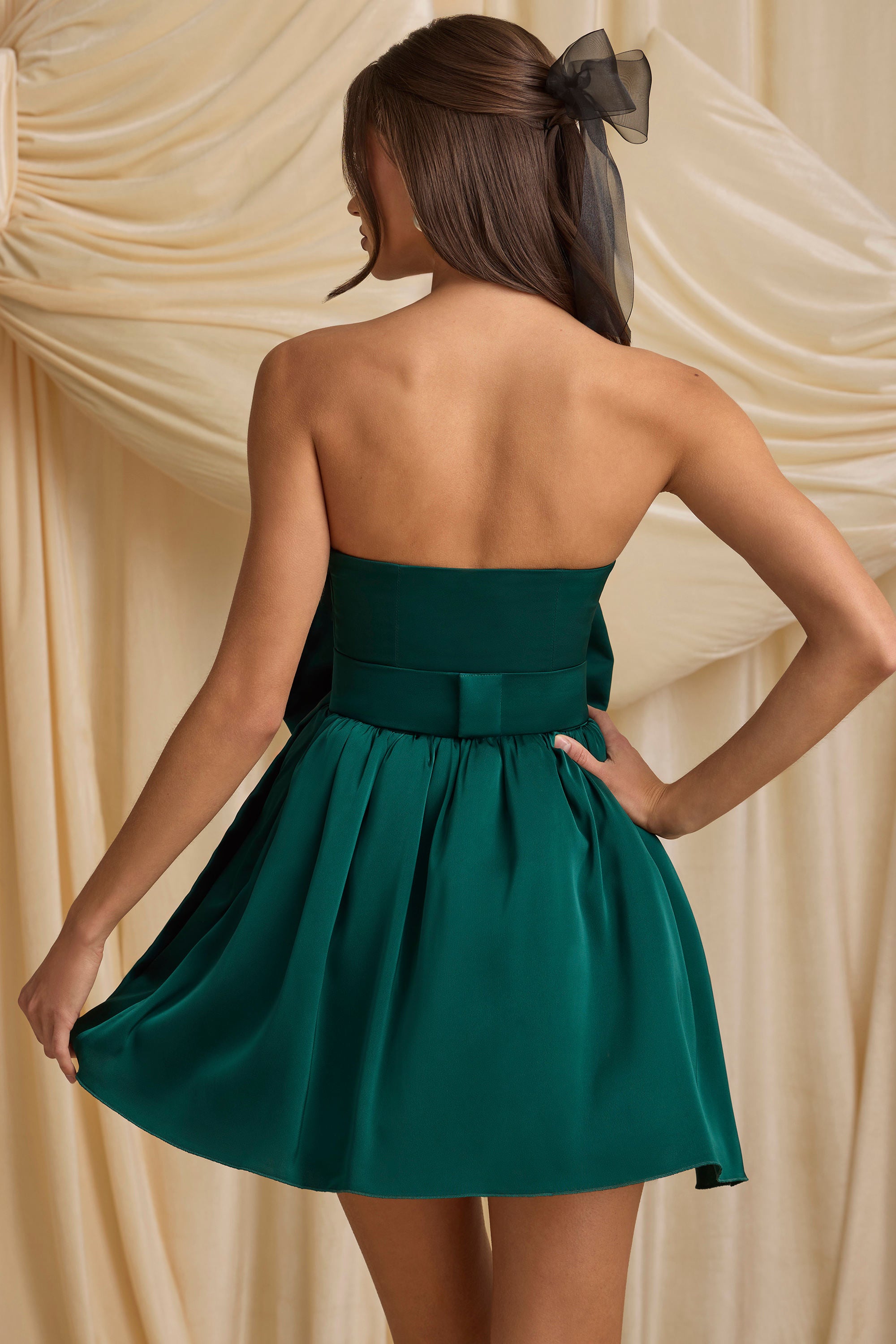 Norina Bow-Detail Corset Mini Dress in Emerald Green - Image 2
