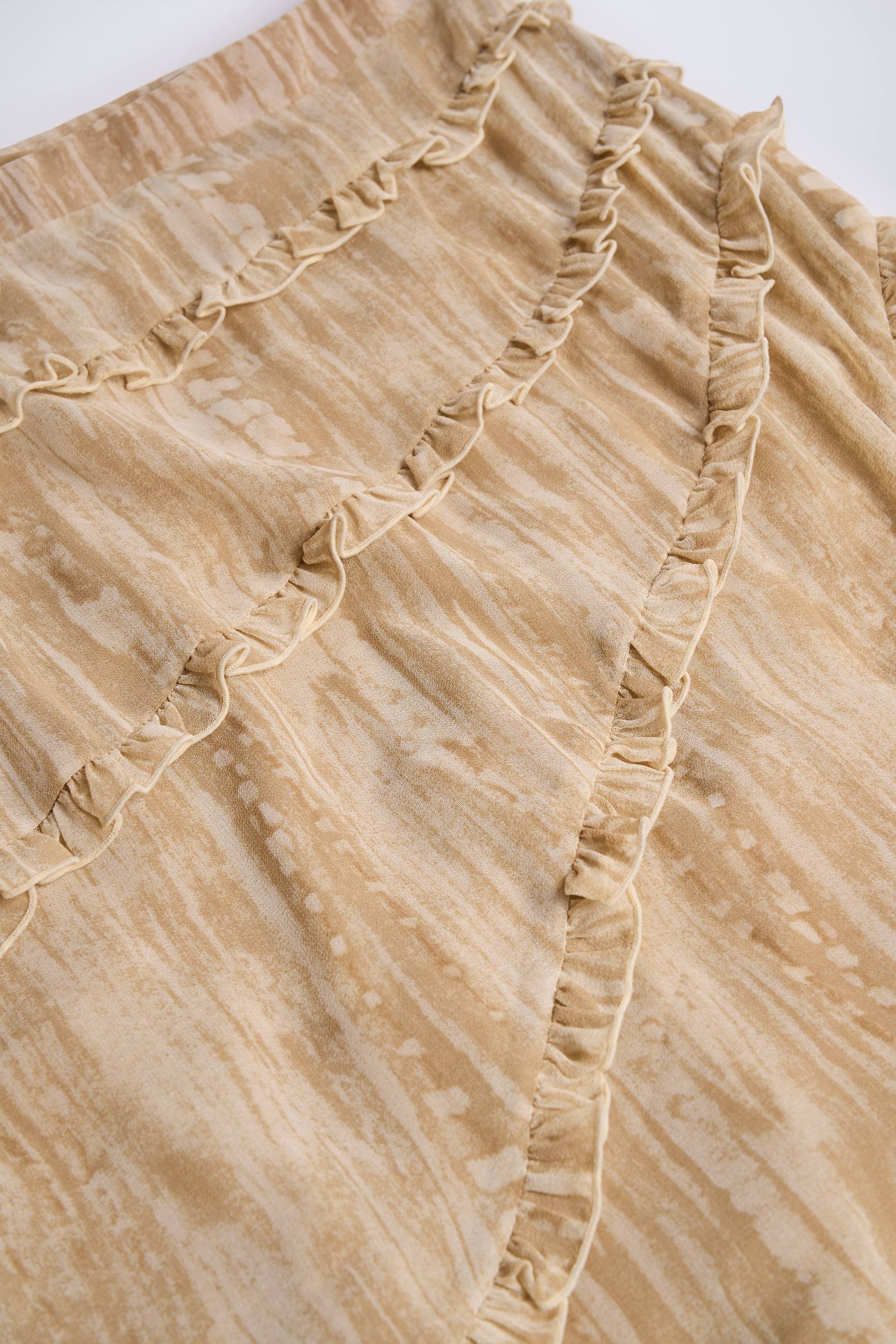 Novina Ruffled Asymmetric Mid-Rise Maxi Skirt in Tan Print - Image 4