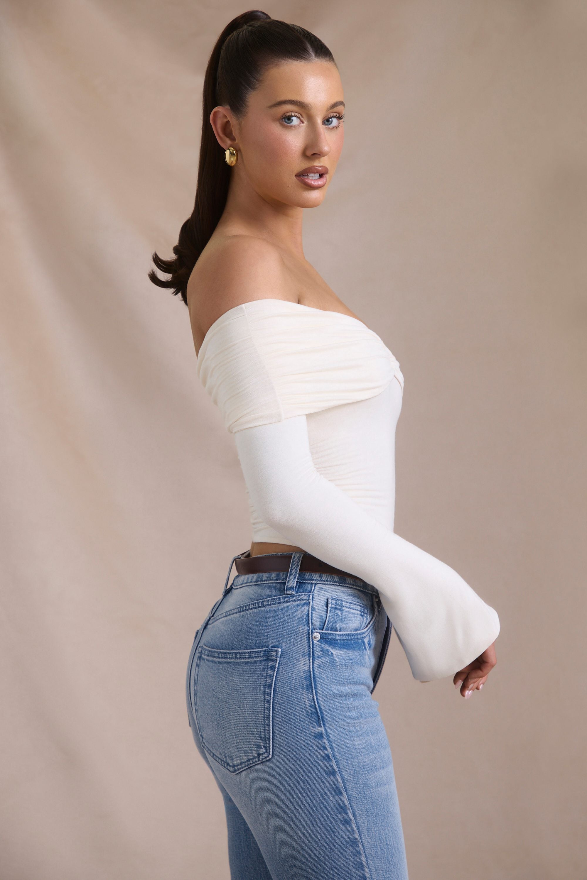 Pavni Modal-Cashmere Blend Off-Shoulder Ruched Top in Ivory - Image 3