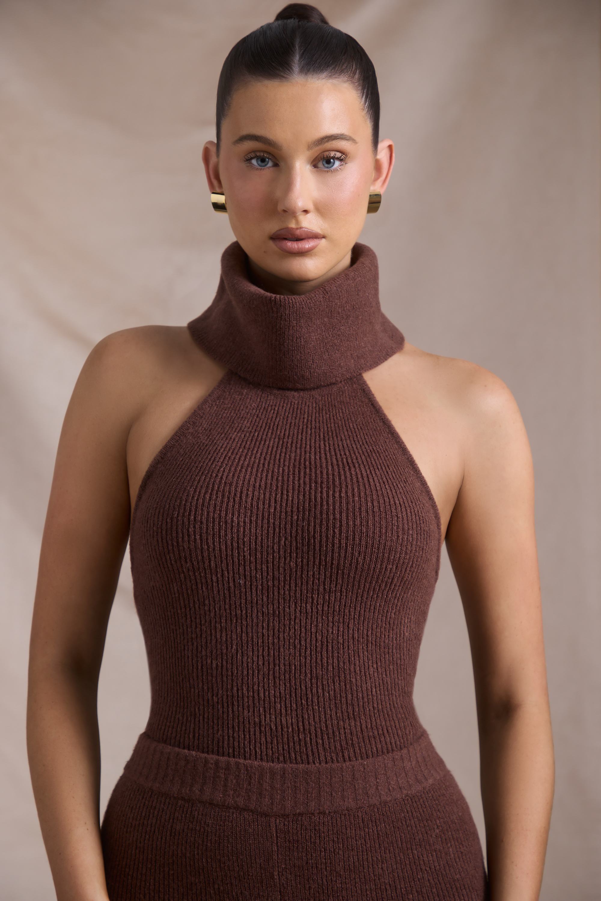 Sakari Ribbed-Knit Turtleneck Backless Top in Espresso - Image 4