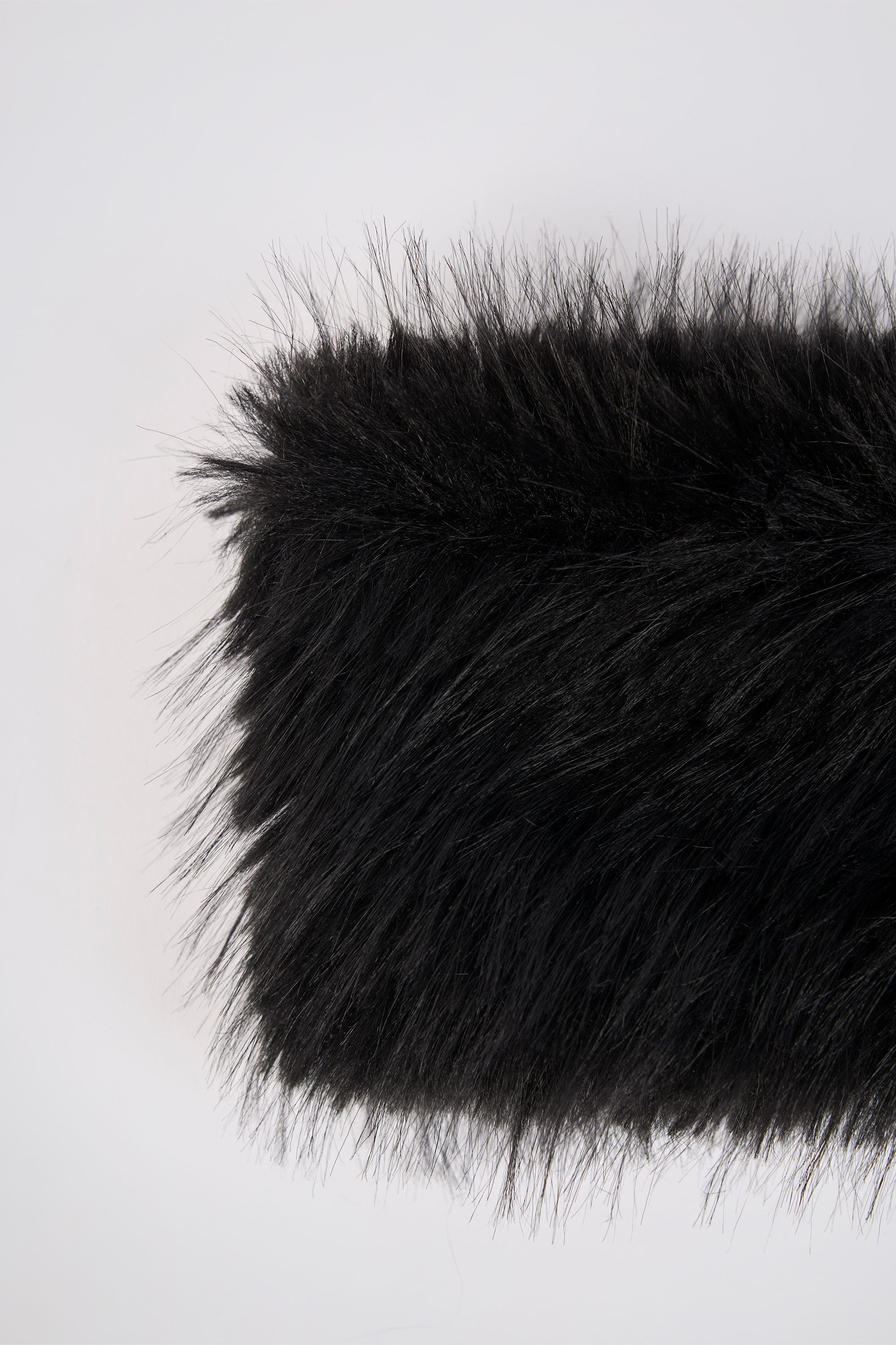 Faux-Fur Headband in Black - Image 4