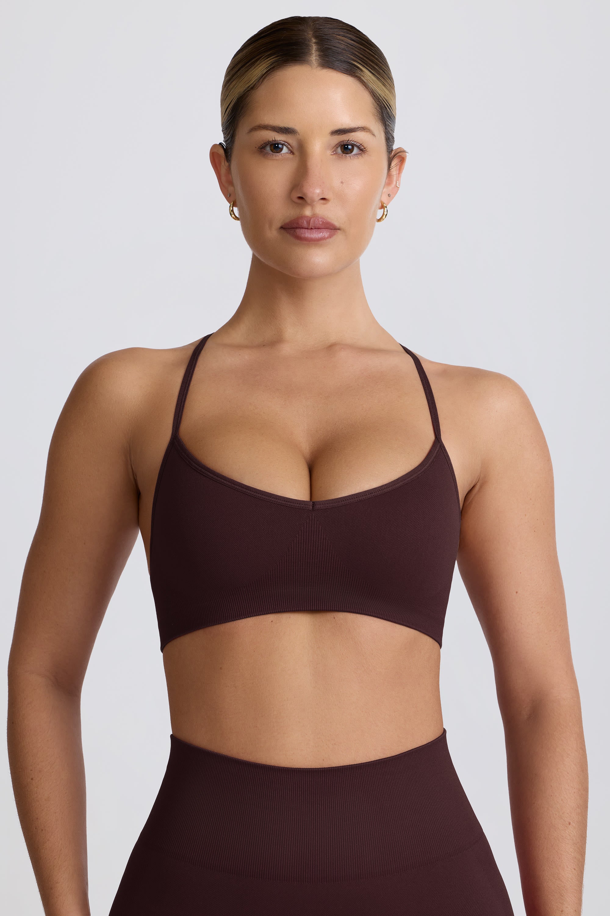 Super Sculpt Seamless Cross-Back Sports Bra in Chocolate - Image 7