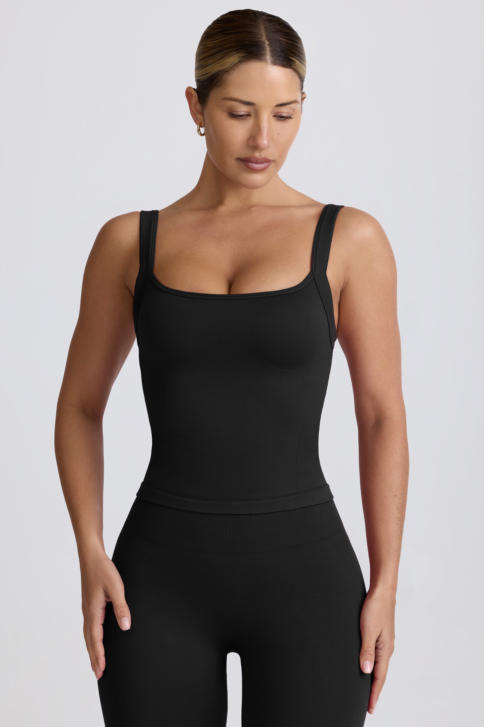 Super Sculpt Seamless Longline Tank Top in Black - Image 7
